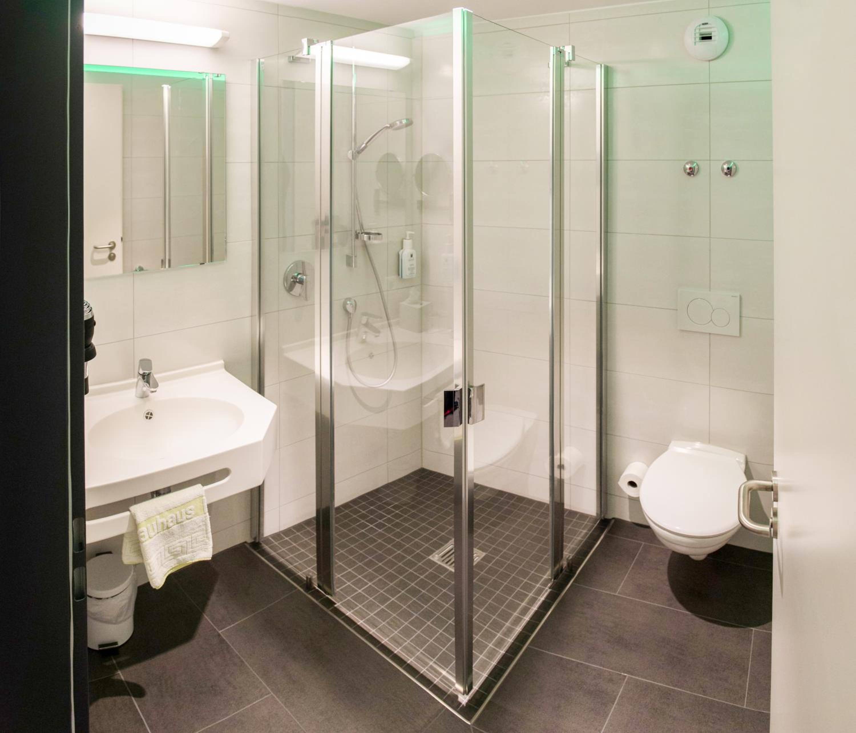 Premium Double Room - Photo 10