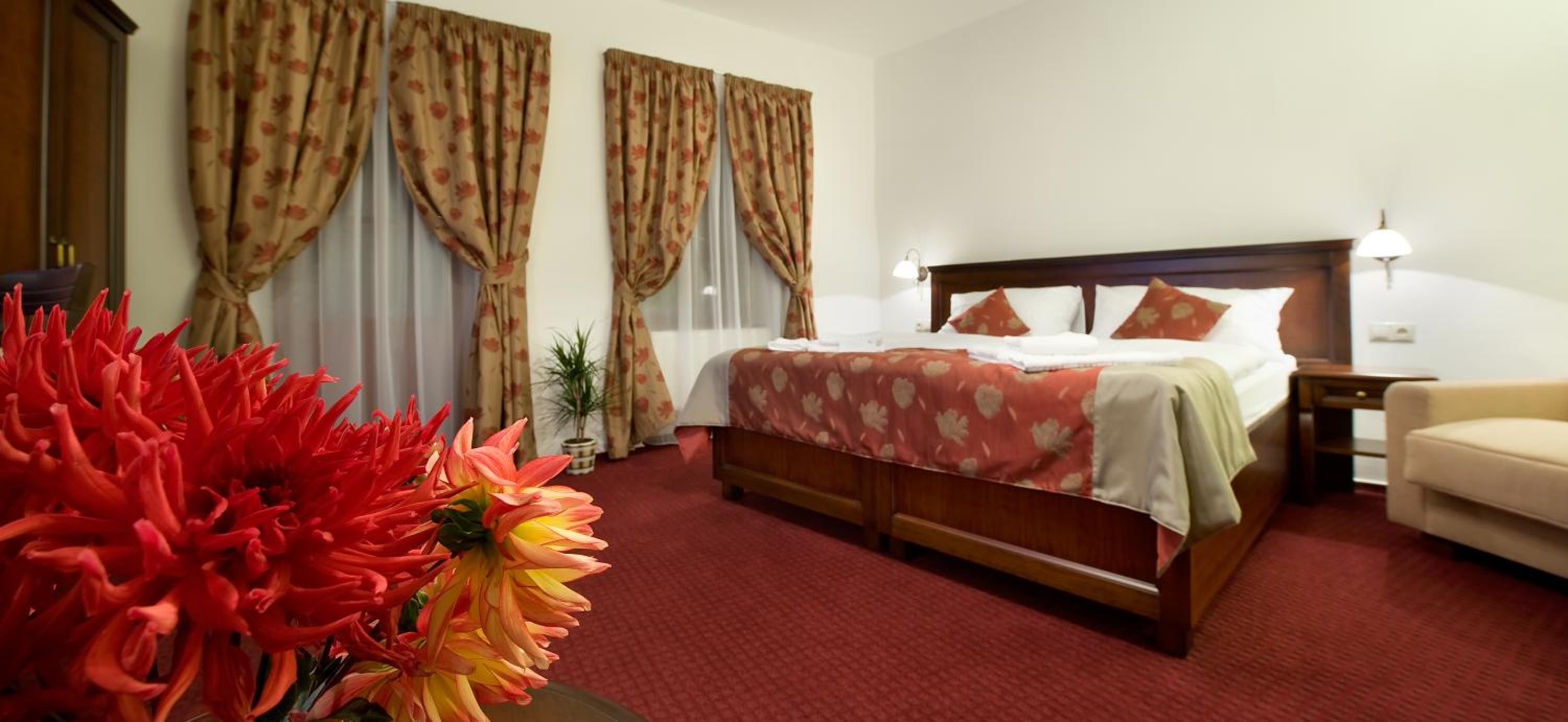 Double Room - Photo 13