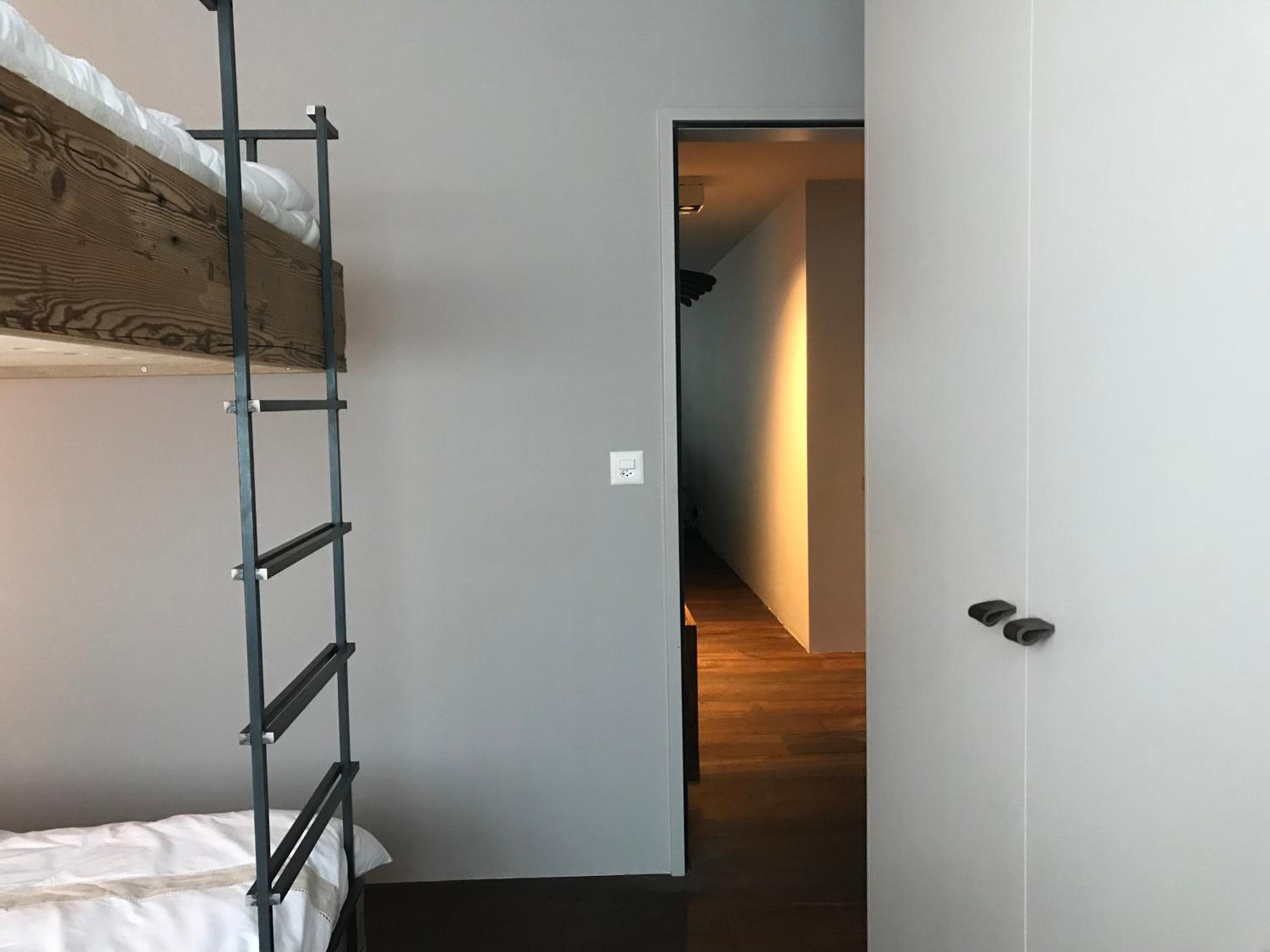 Apartment - Photo 1