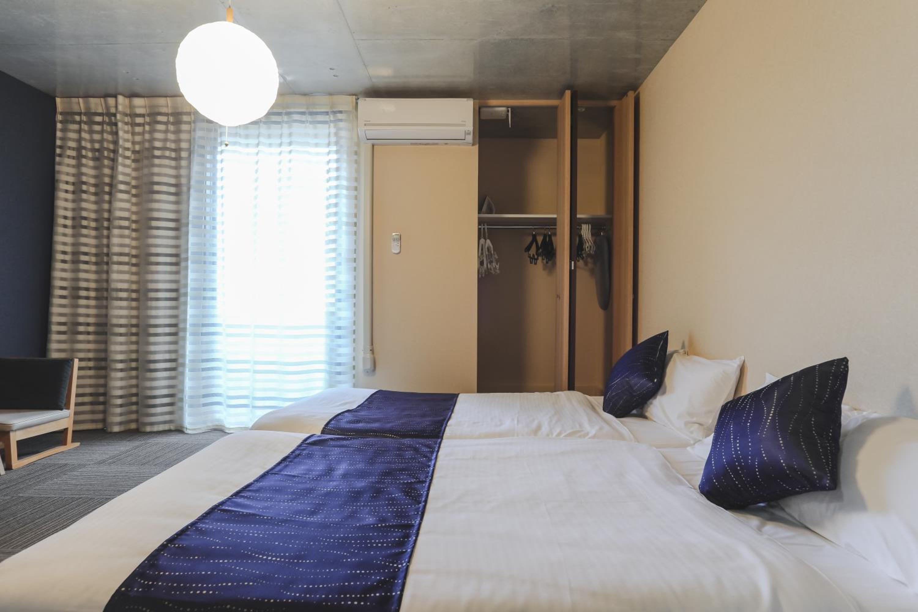 Studio Apartment - Photo 35