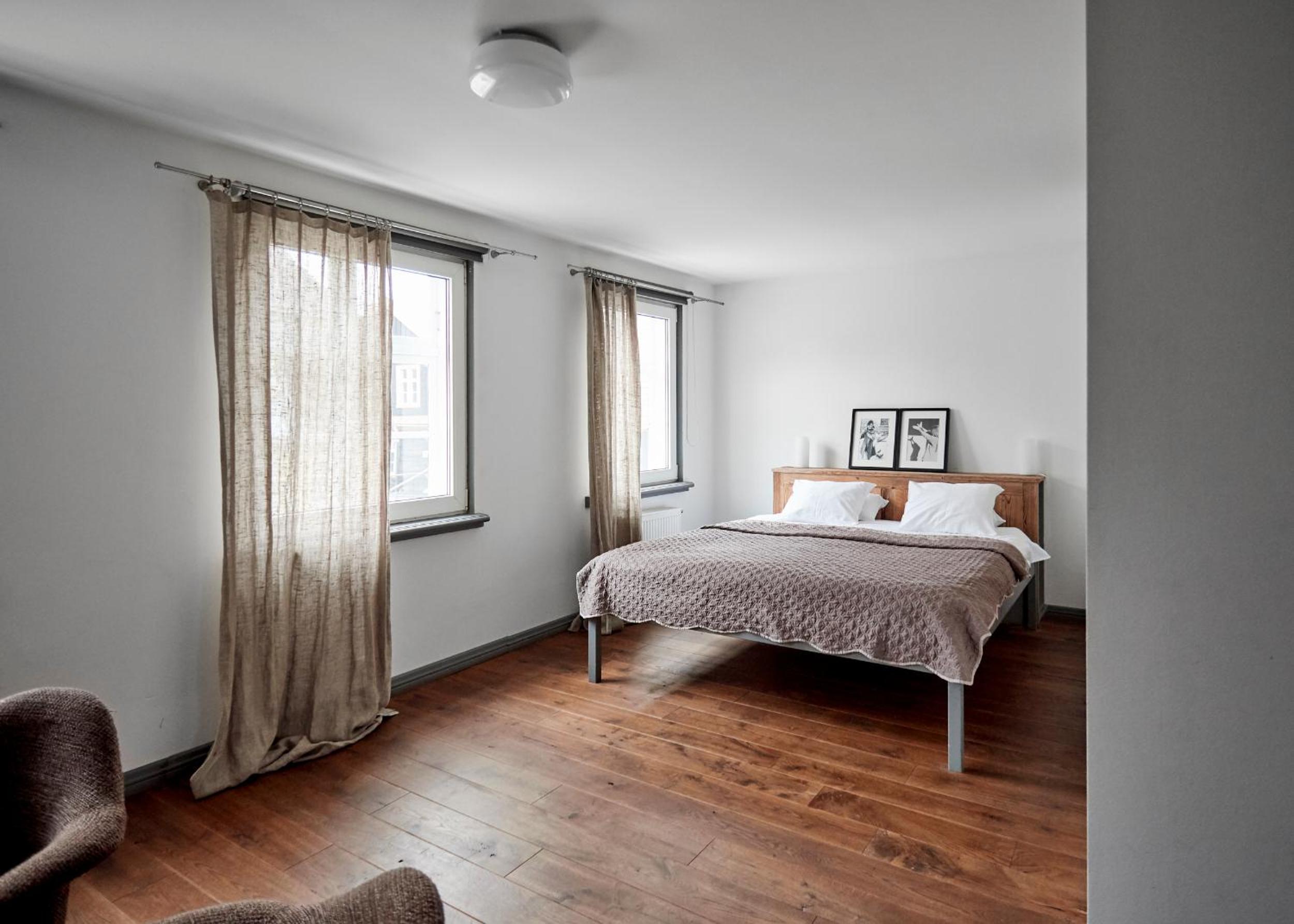 Large Double Room photo 1