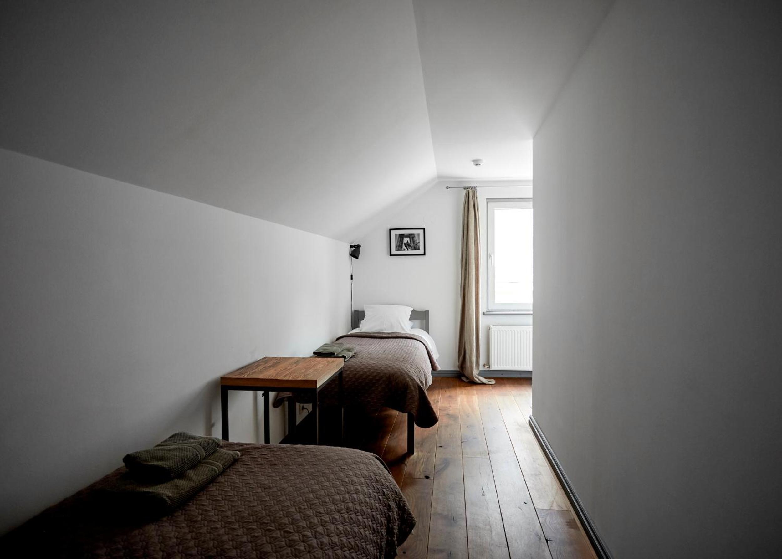 Small Twin Room photo 1