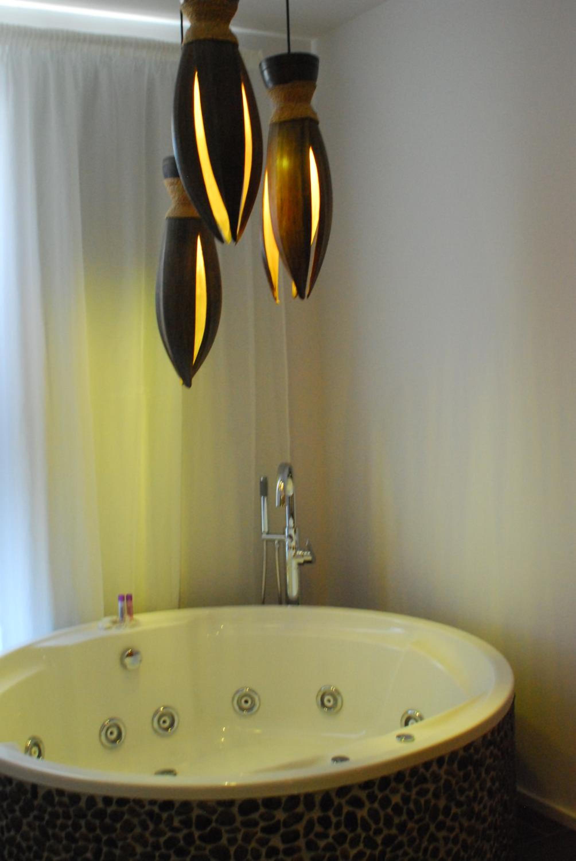 Junior Suite with Sea View - Photo 17