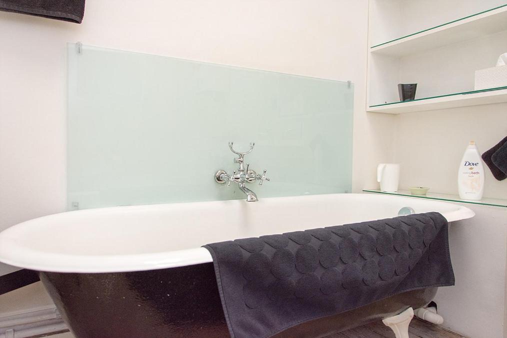 Deluxe Double Room with Bath
