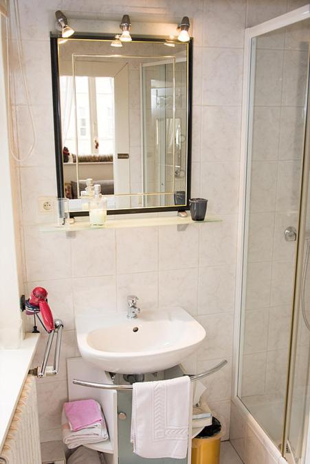 Double Room with Shared Toilet