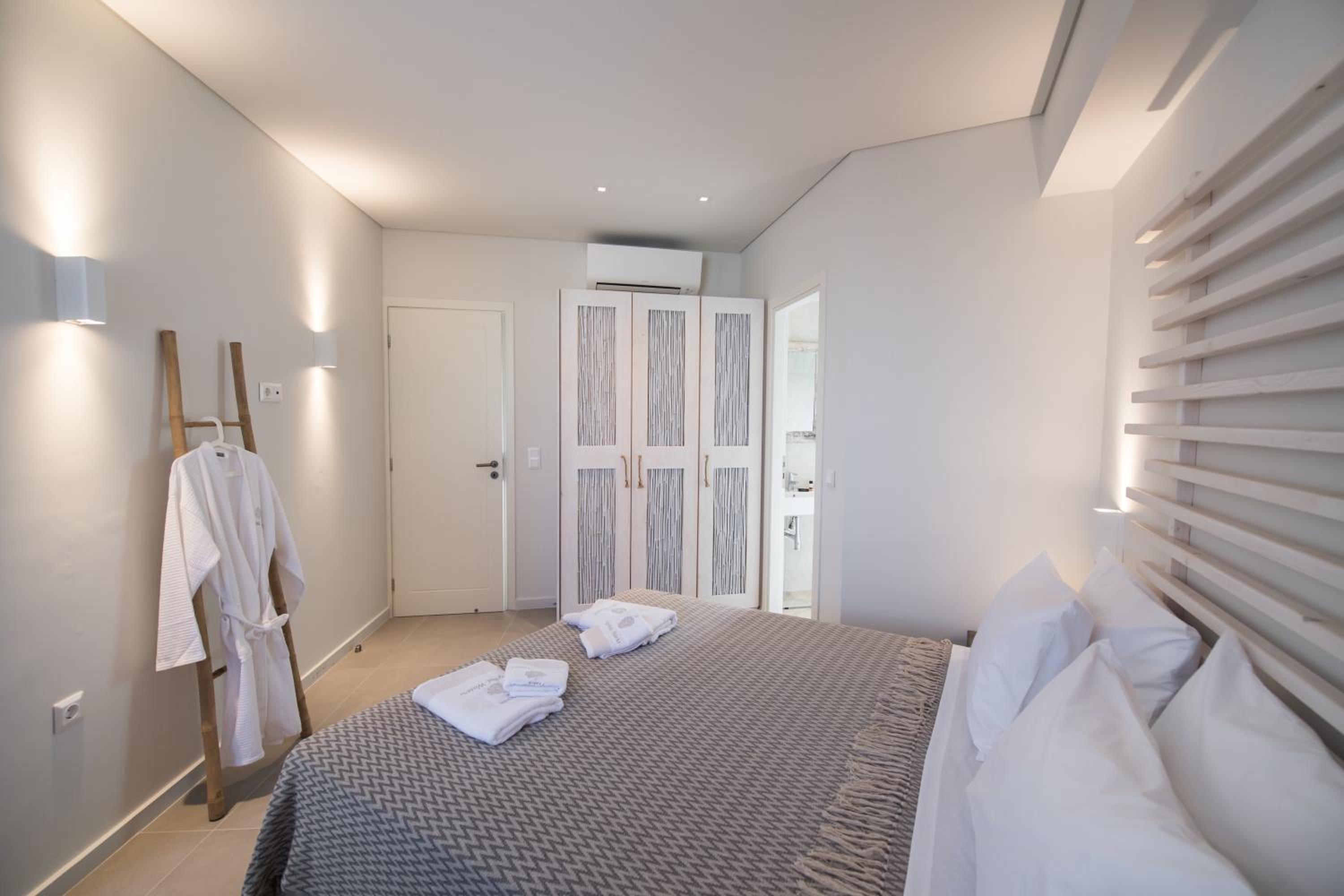 Suite with Garden View - Photo 4