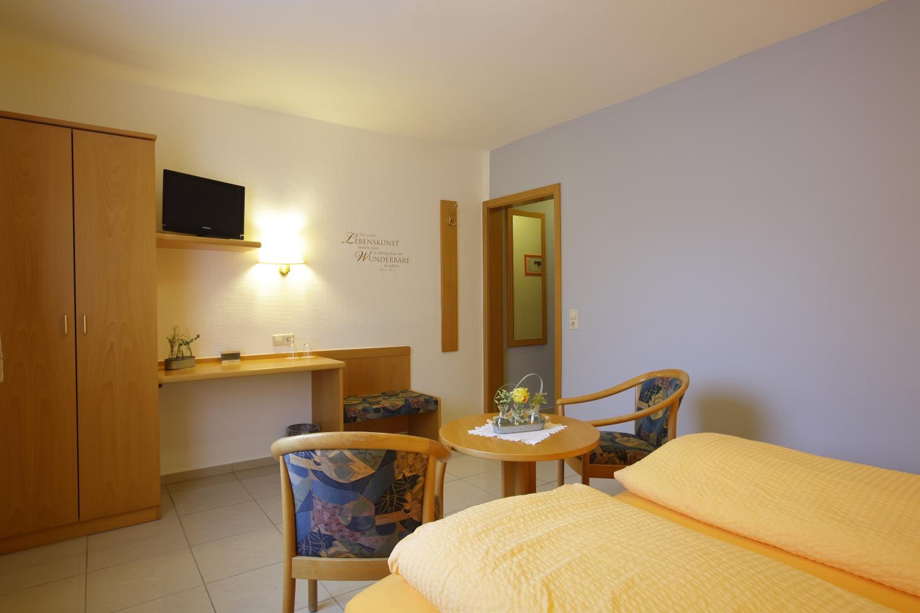 Double or Twin Room - Photo 6
