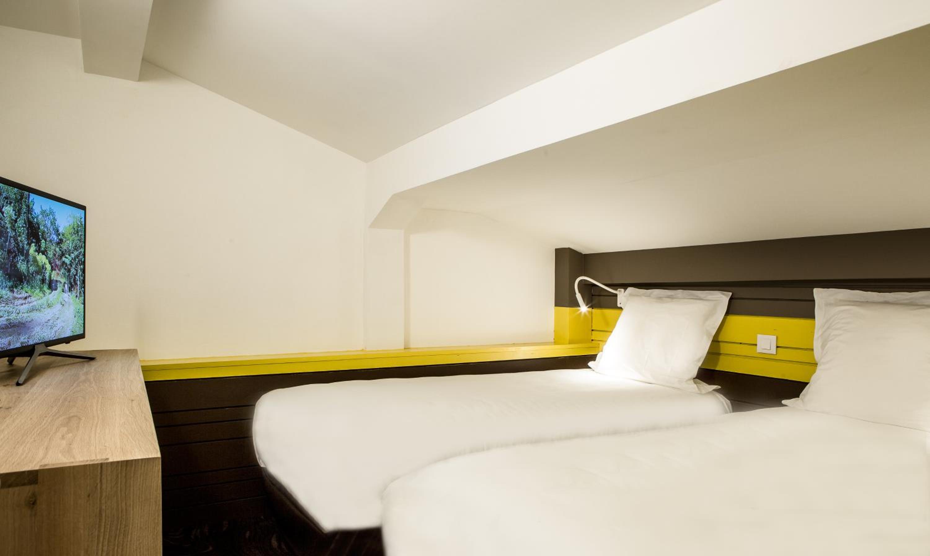 Chambre Quadruple Classique avec Mezzanine Chambre Quadruple Classique avec Mezzanine