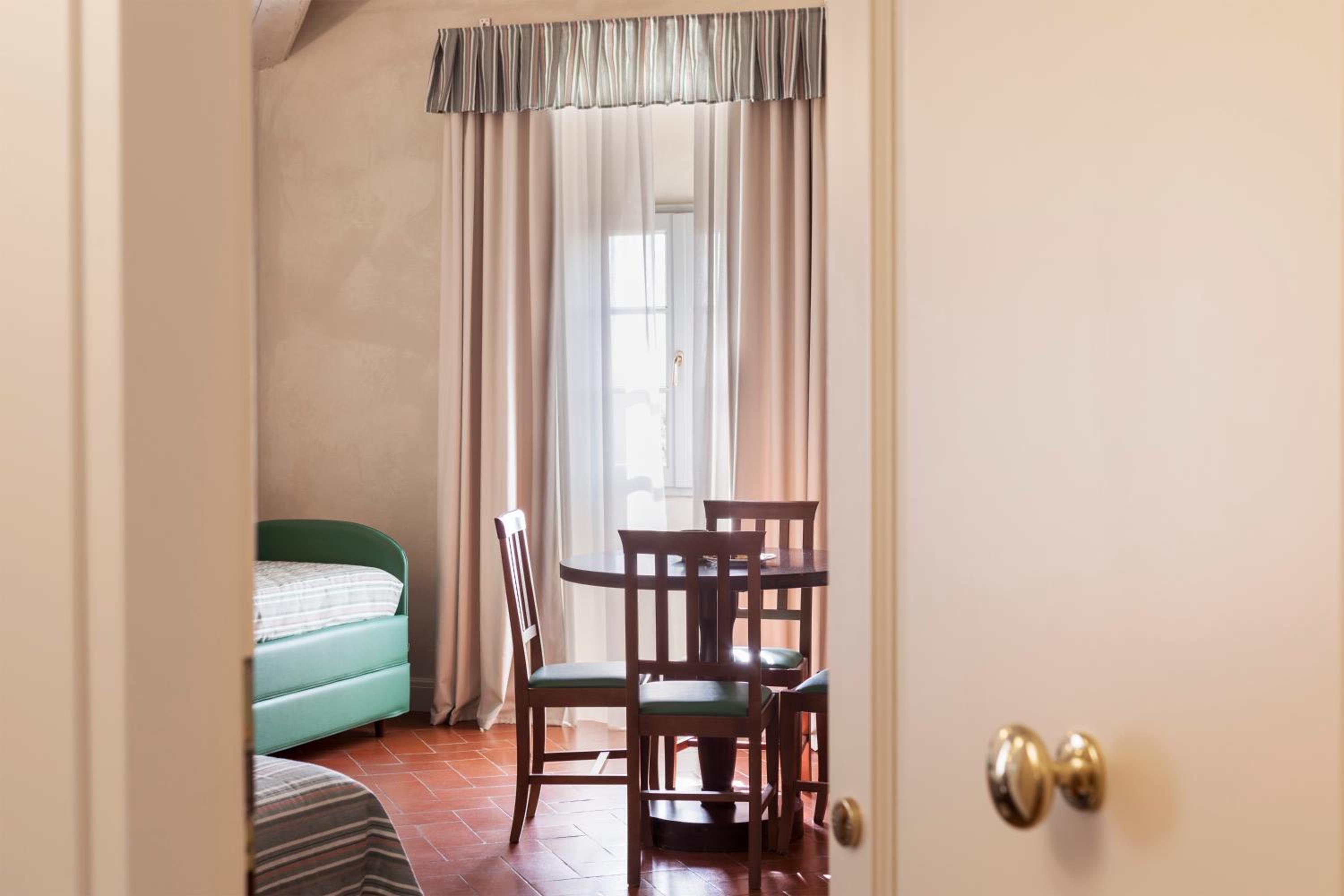 Deluxe Double Room - Photo 2