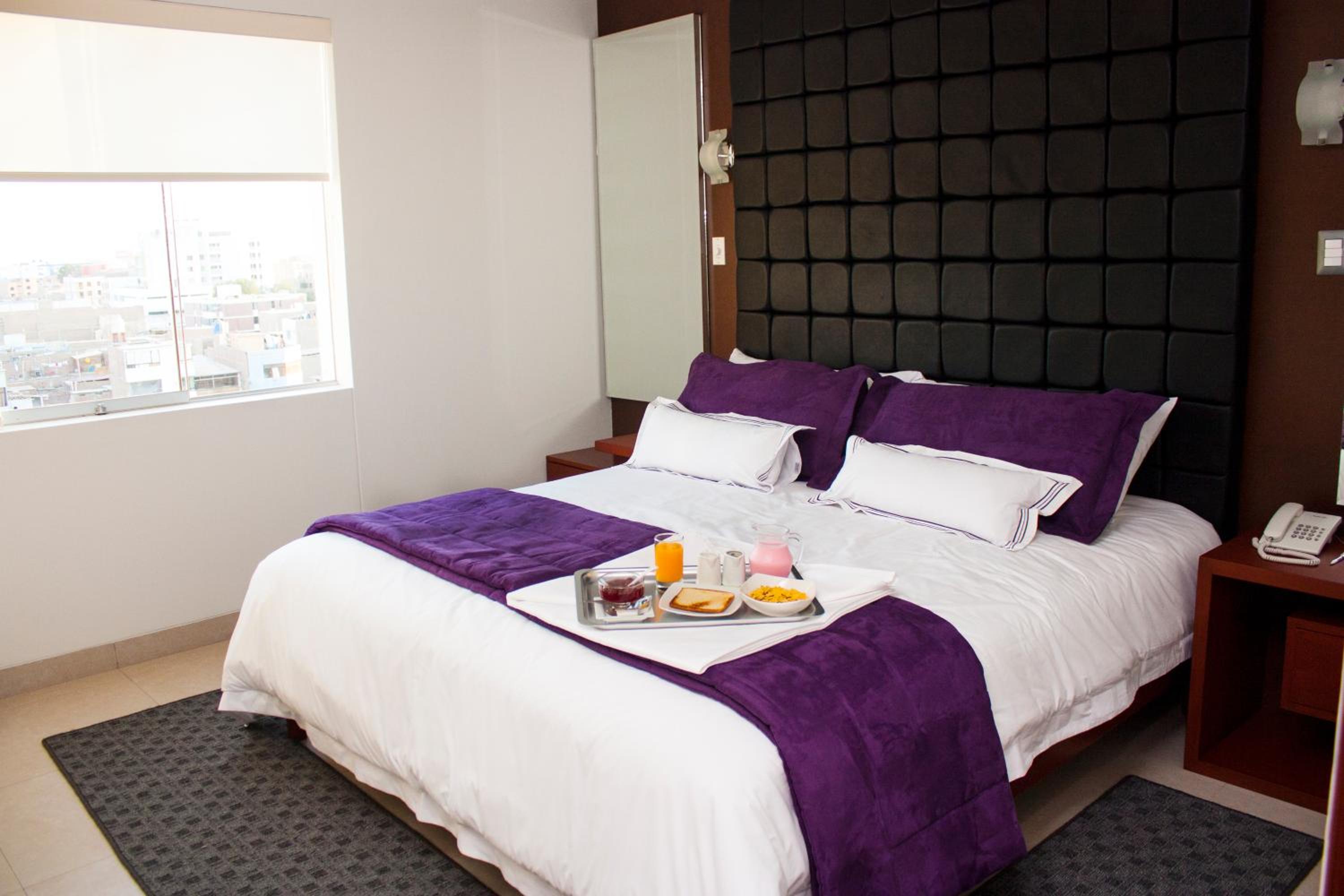 Deluxe Suite photo 2