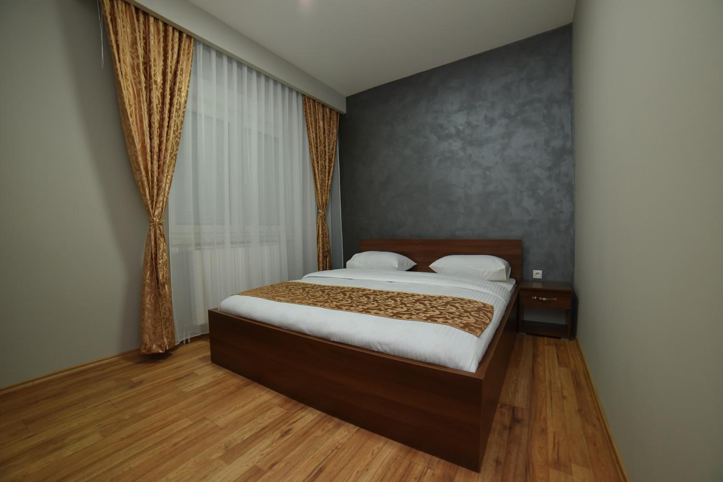Deluxe Apartment photo 1