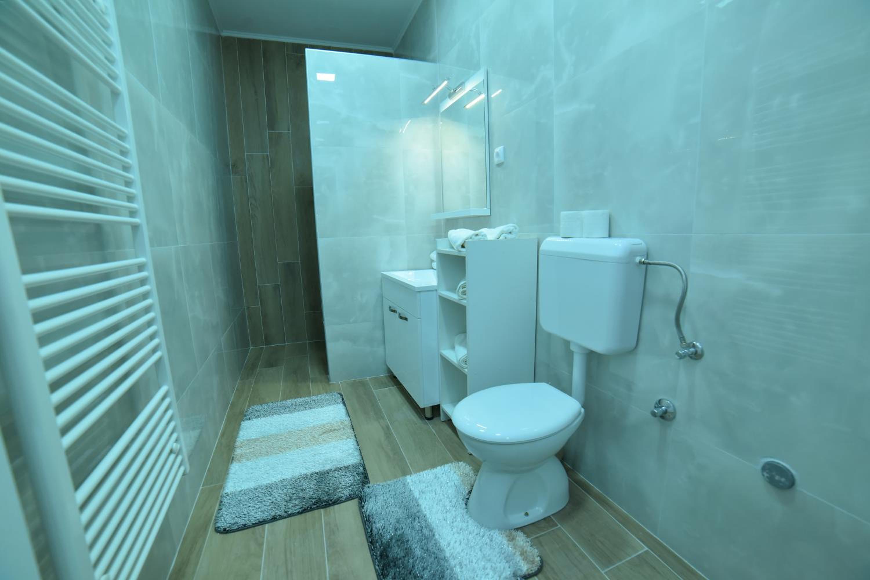 Deluxe Apartment photo 2