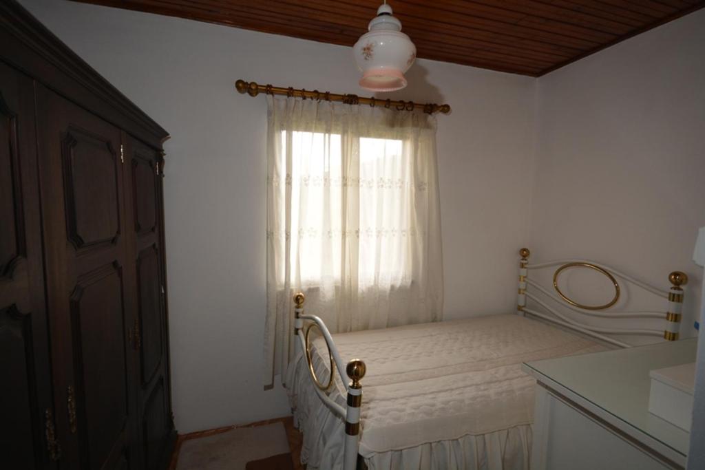 Deluxe Room (2 Adults + 1 Child) photo 1