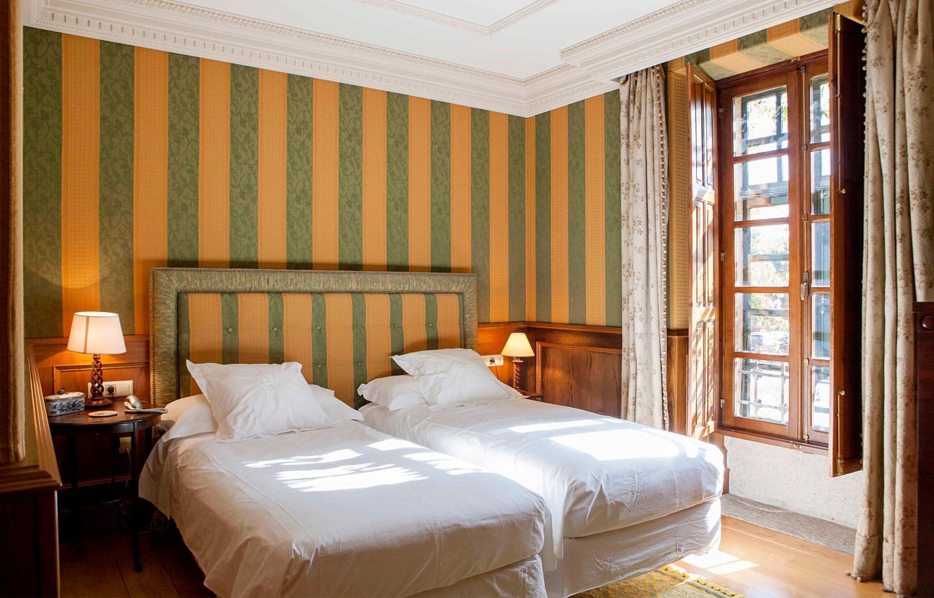 Superior Double or Twin Room with Garden View photo 2