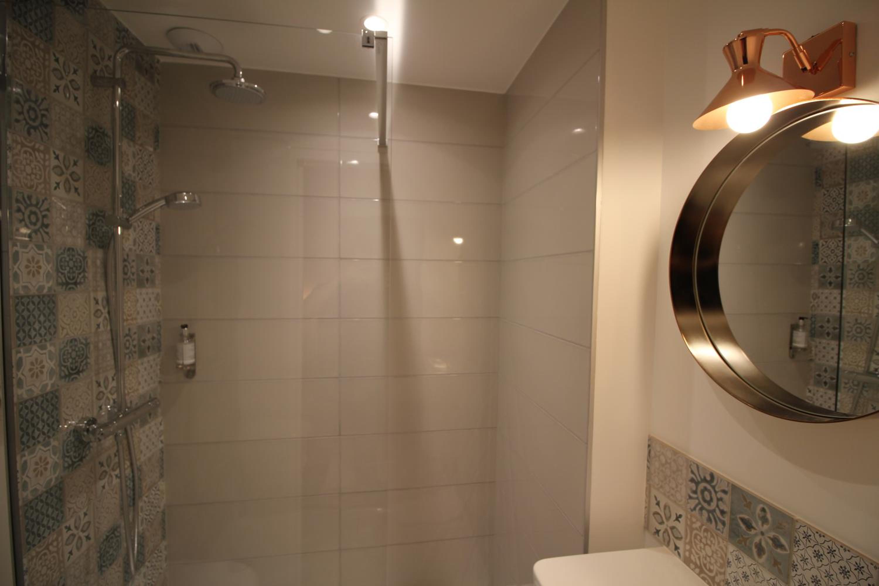 Standard Double Room - Photo 14