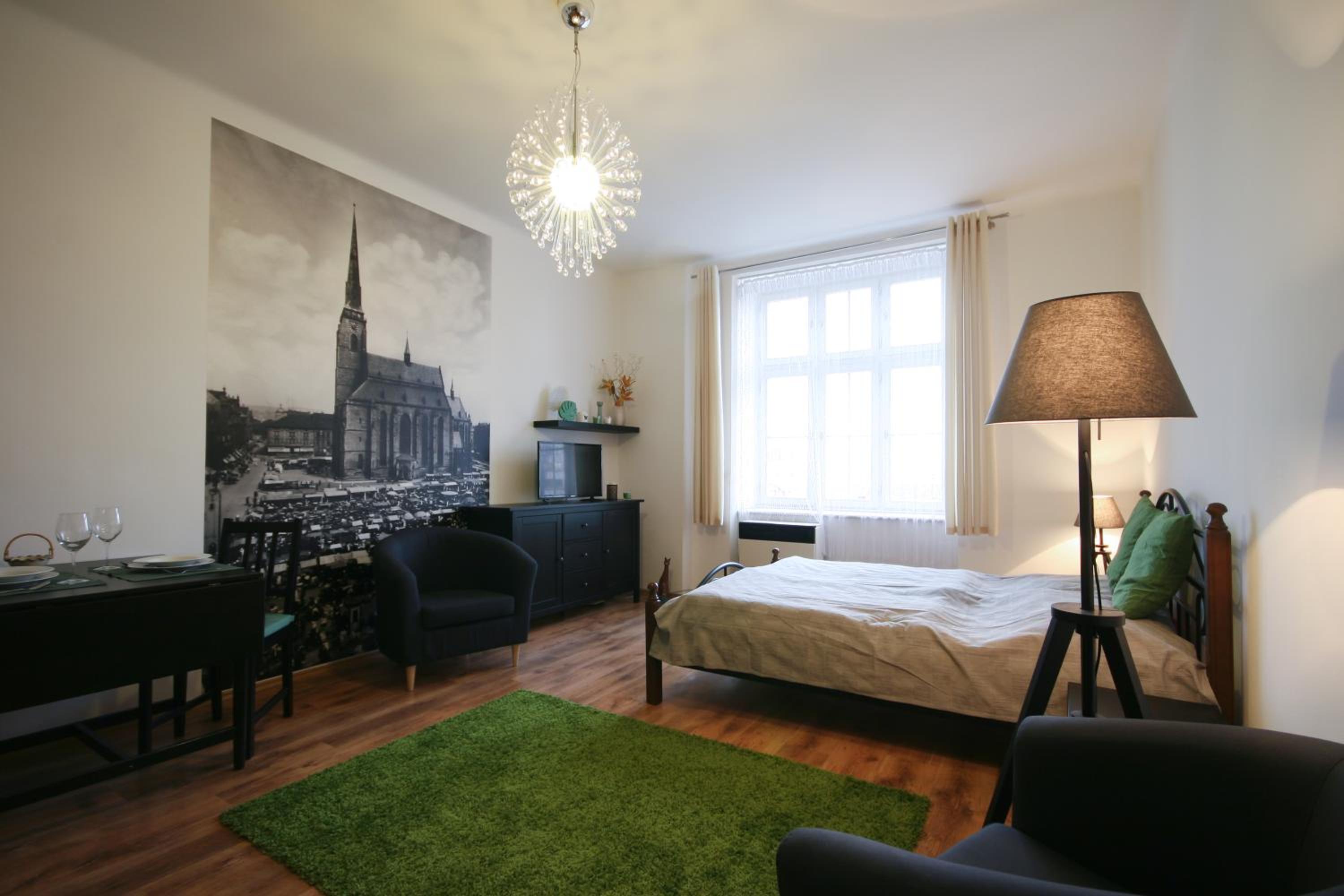 Apartment - Photo 1