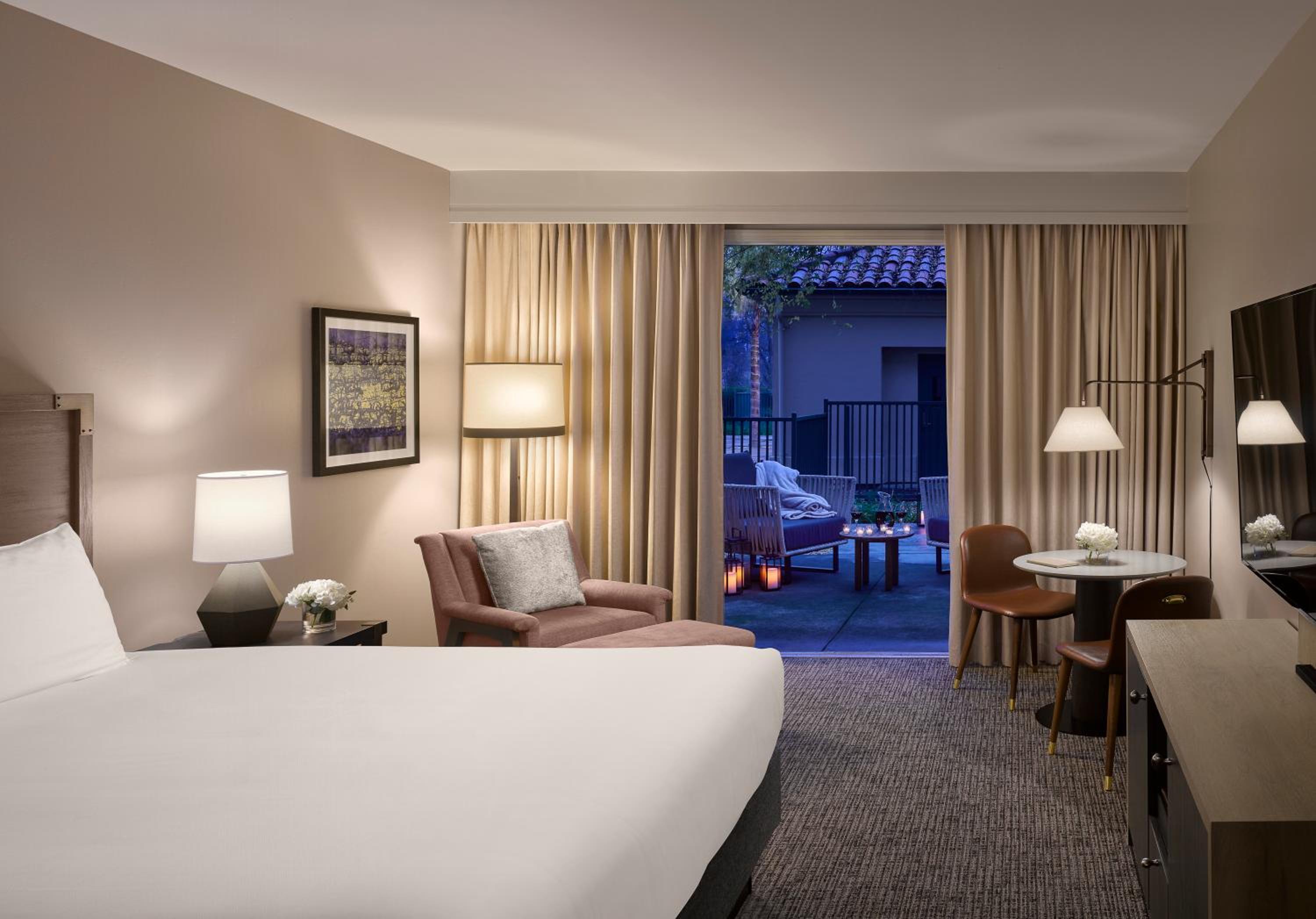 King Room with Patio - Photo 1
