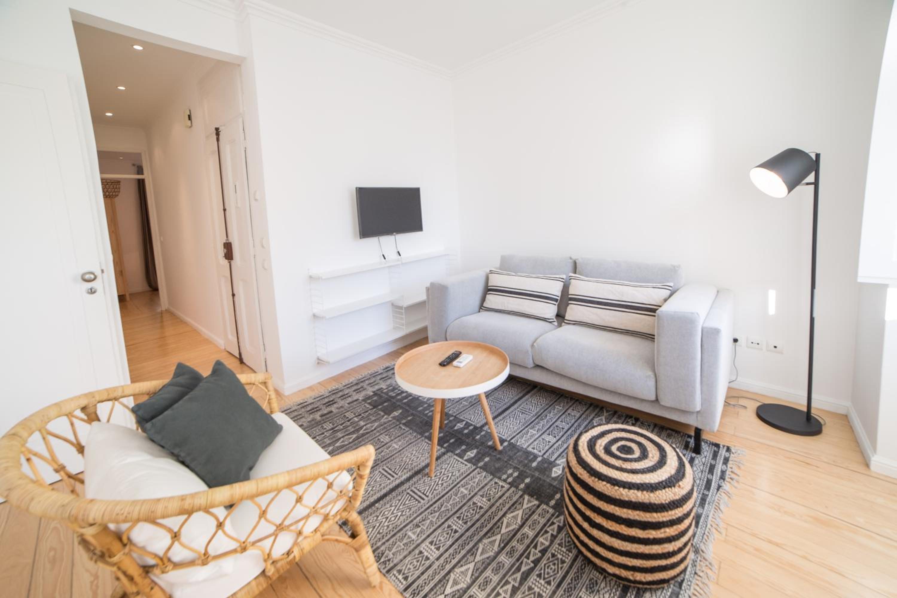 Two-Bedroom Apartment - Photo 6
