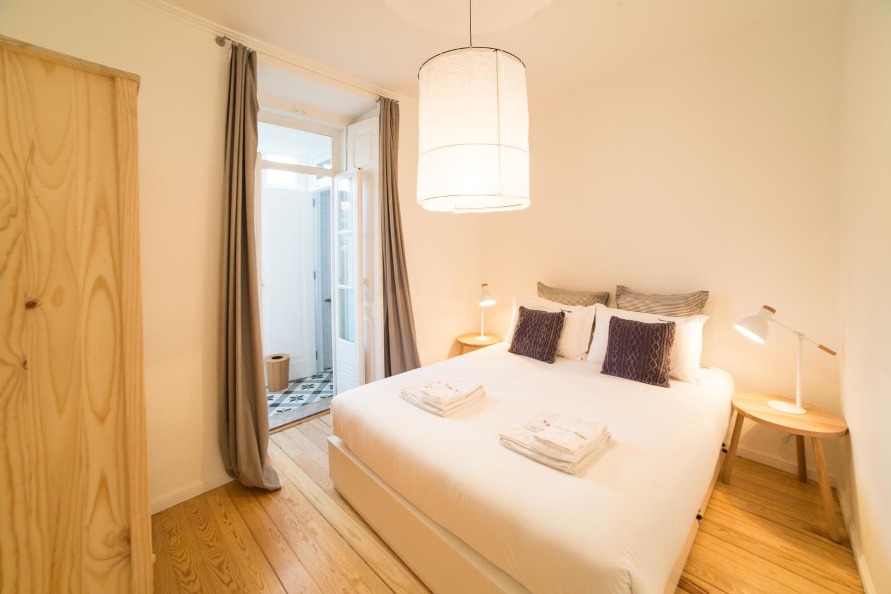 Two-Bedroom Apartment - Photo 13