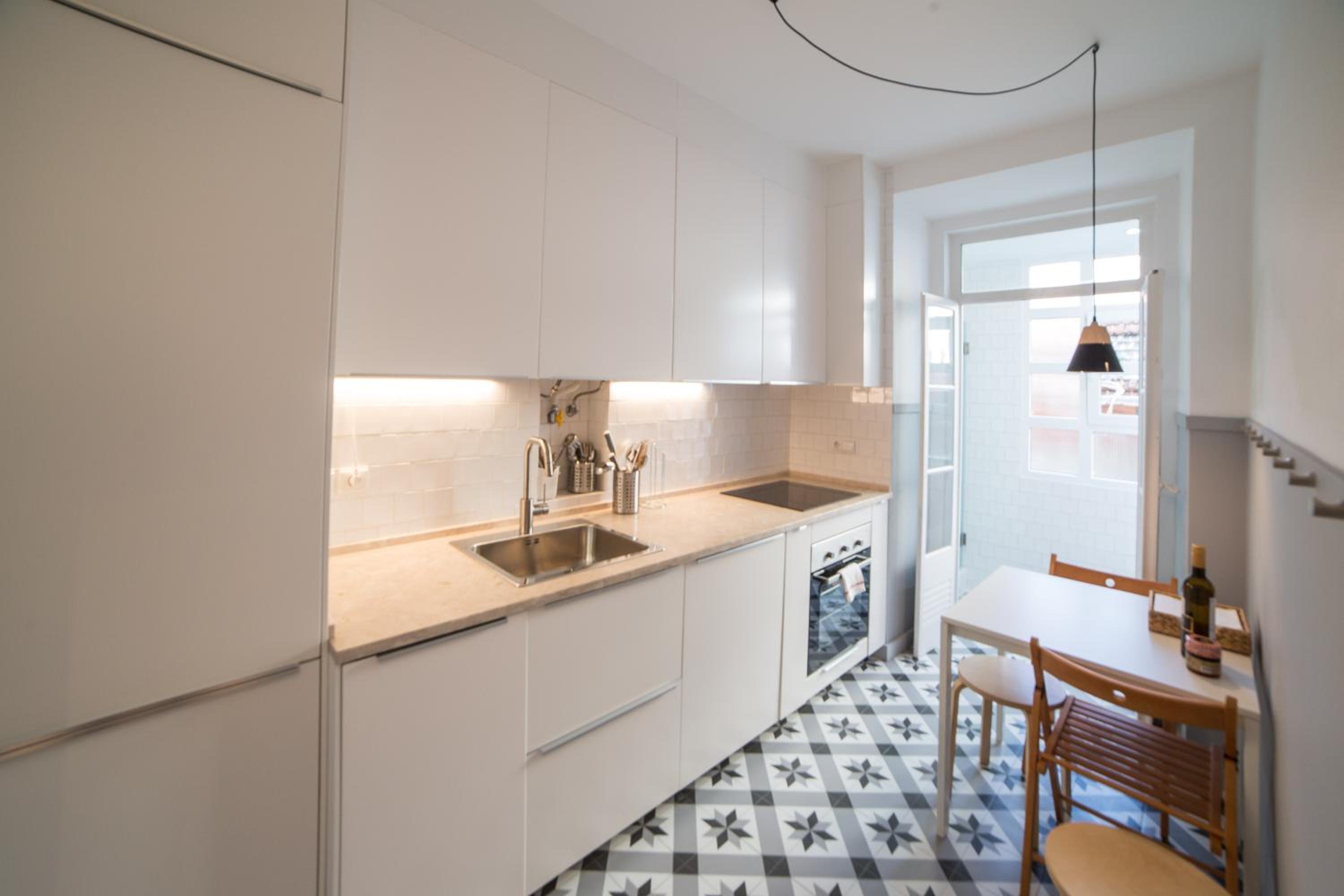 Two-Bedroom Apartment - Photo 15