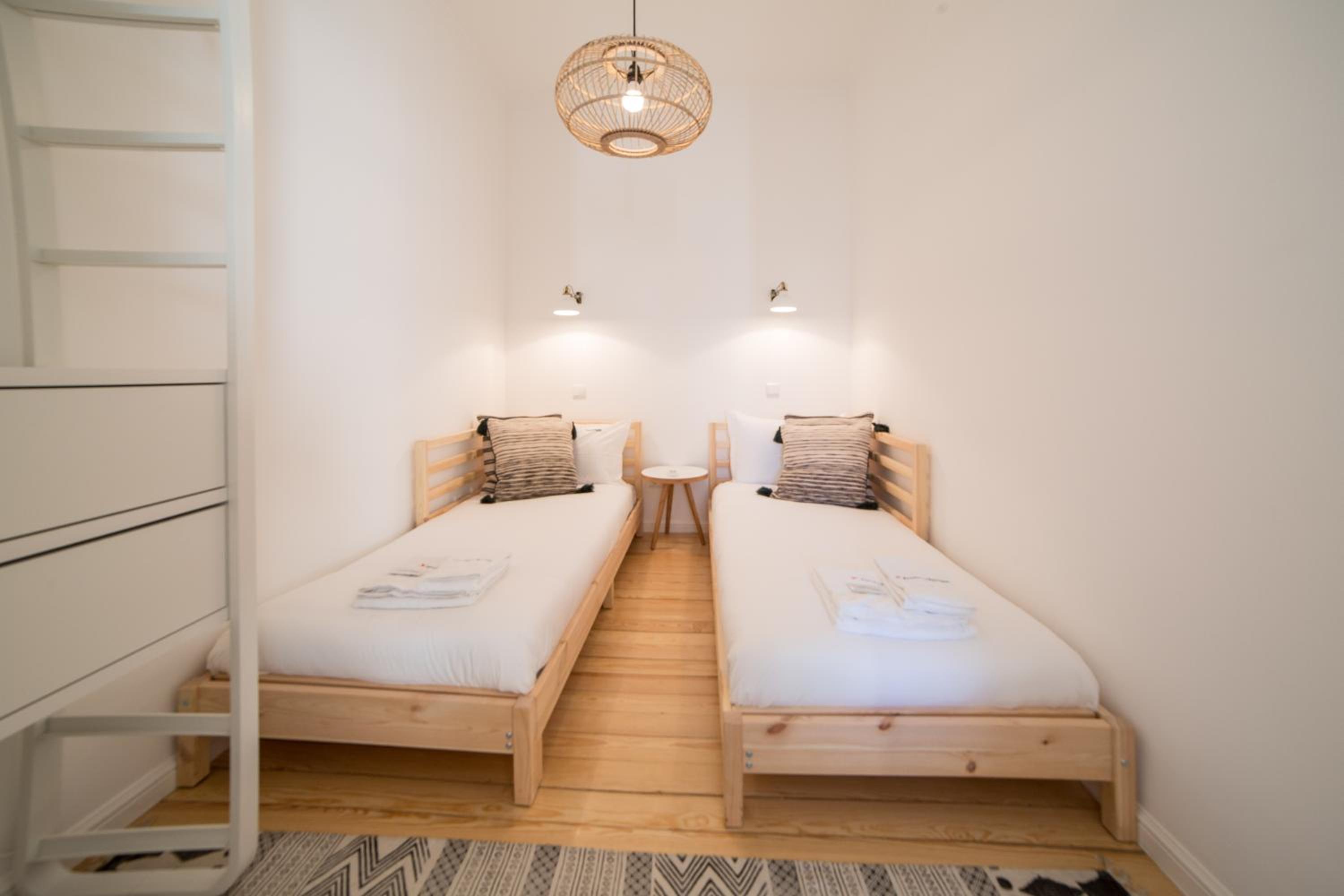 Two-Bedroom Apartment - Photo 17