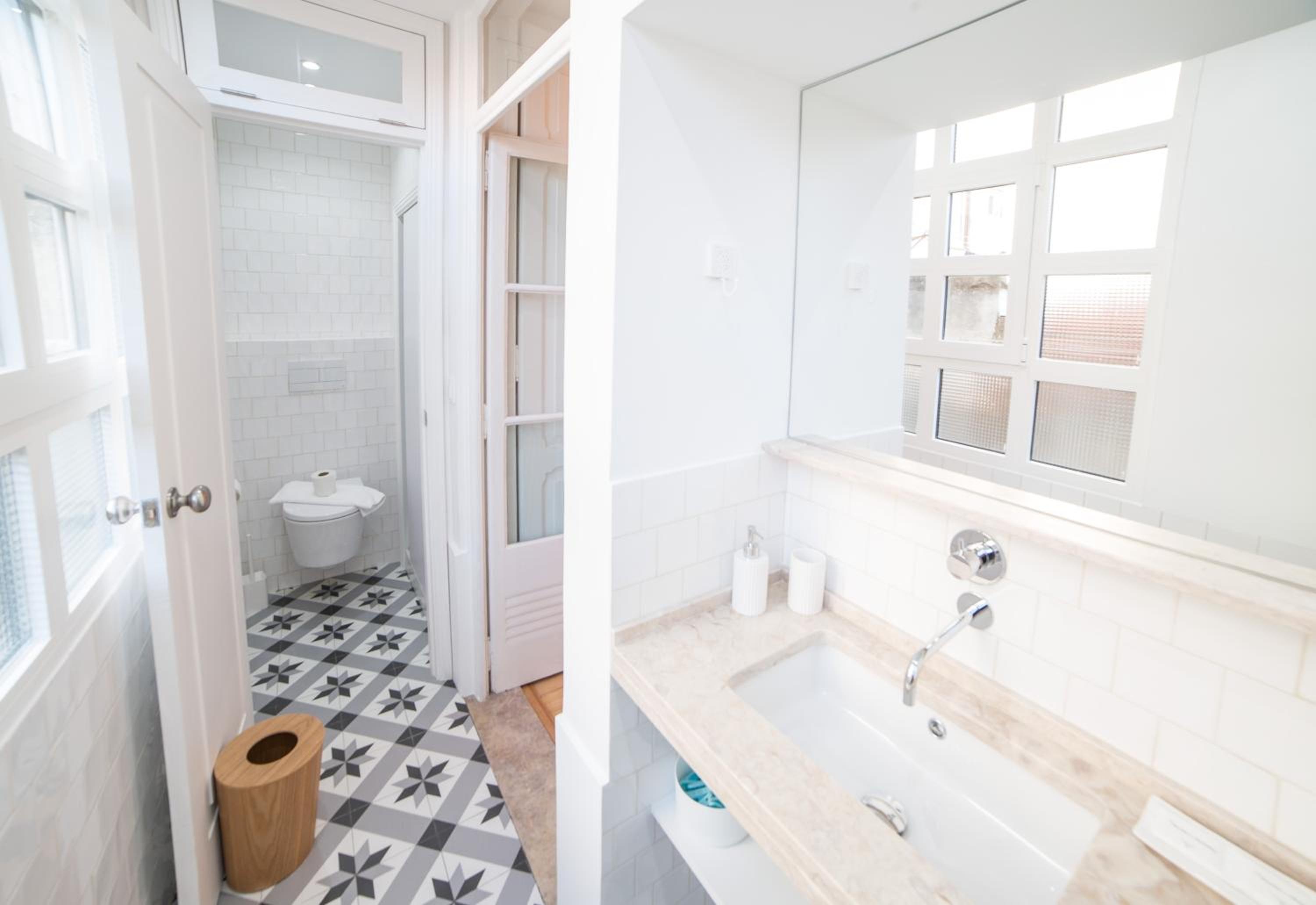 Two-Bedroom Apartment - Photo 20