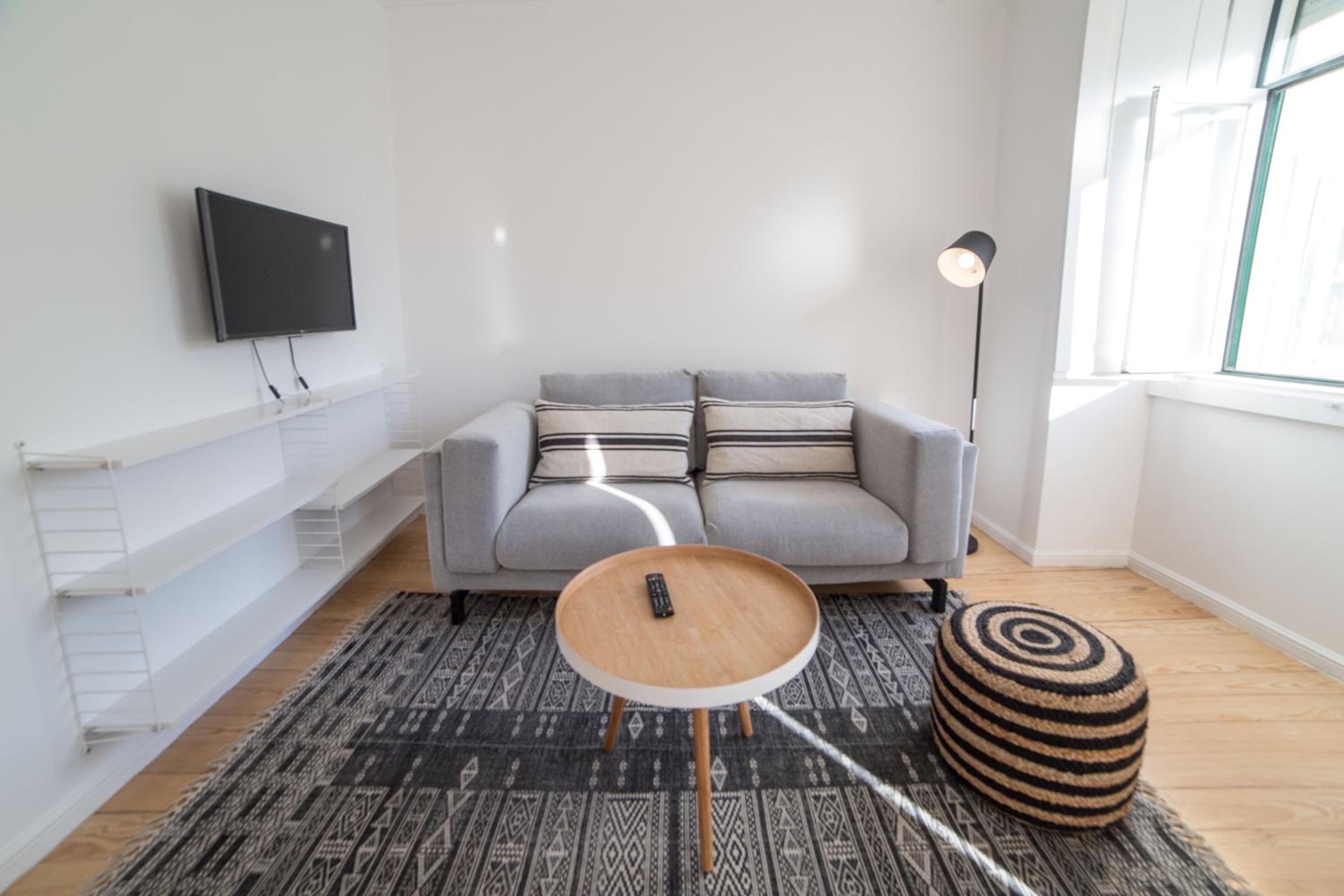 Two-Bedroom Apartment - Photo 24