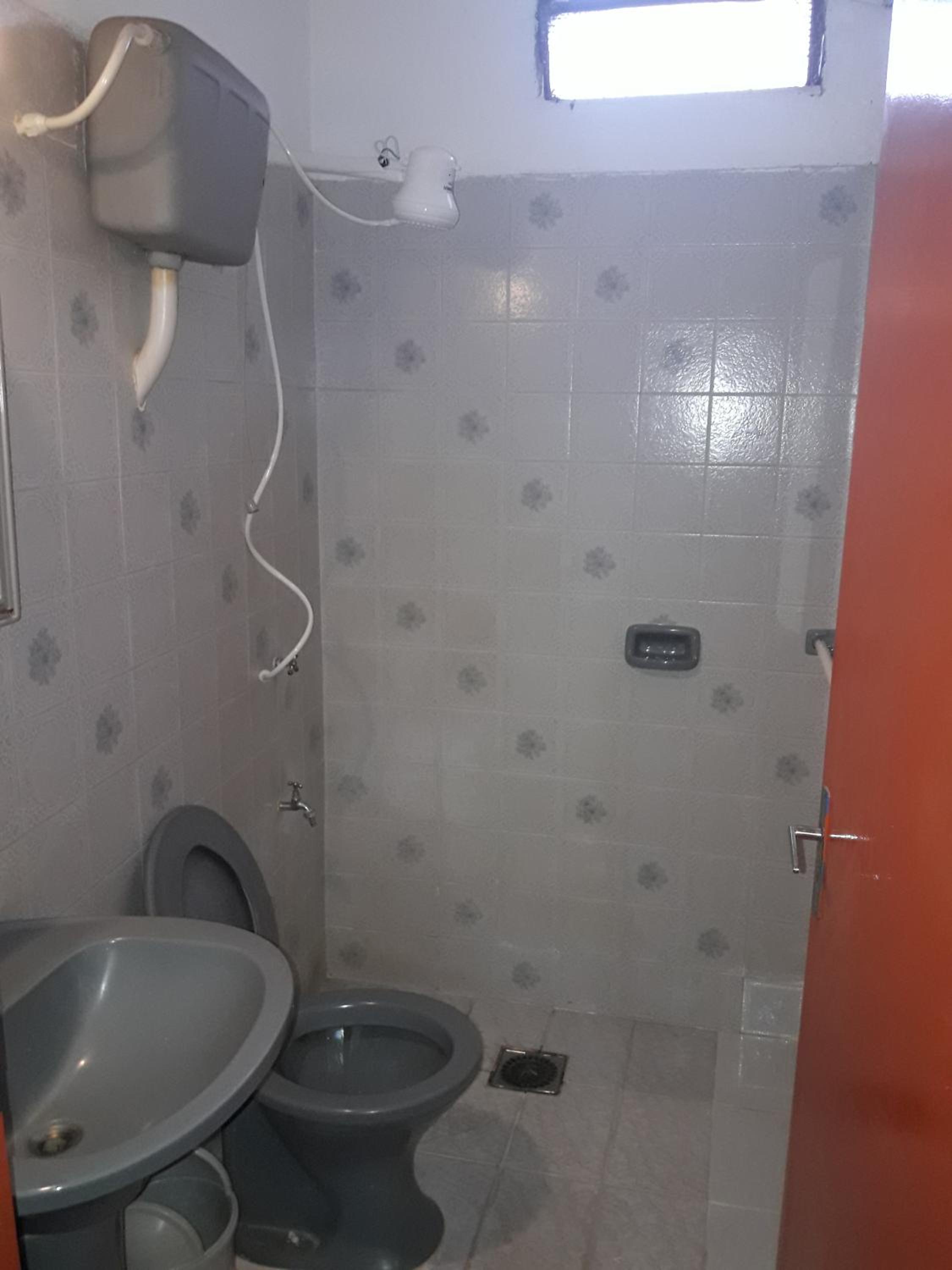 Family Room With Private Bathroom photo 2