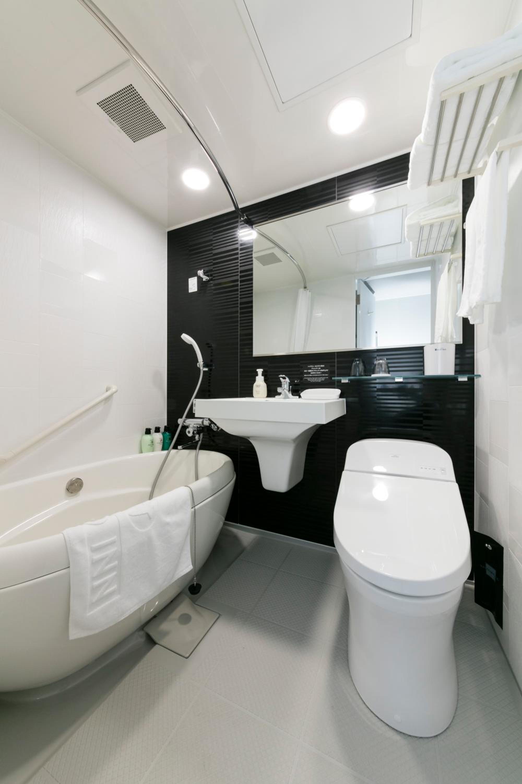 Standard Twin Room photo 2