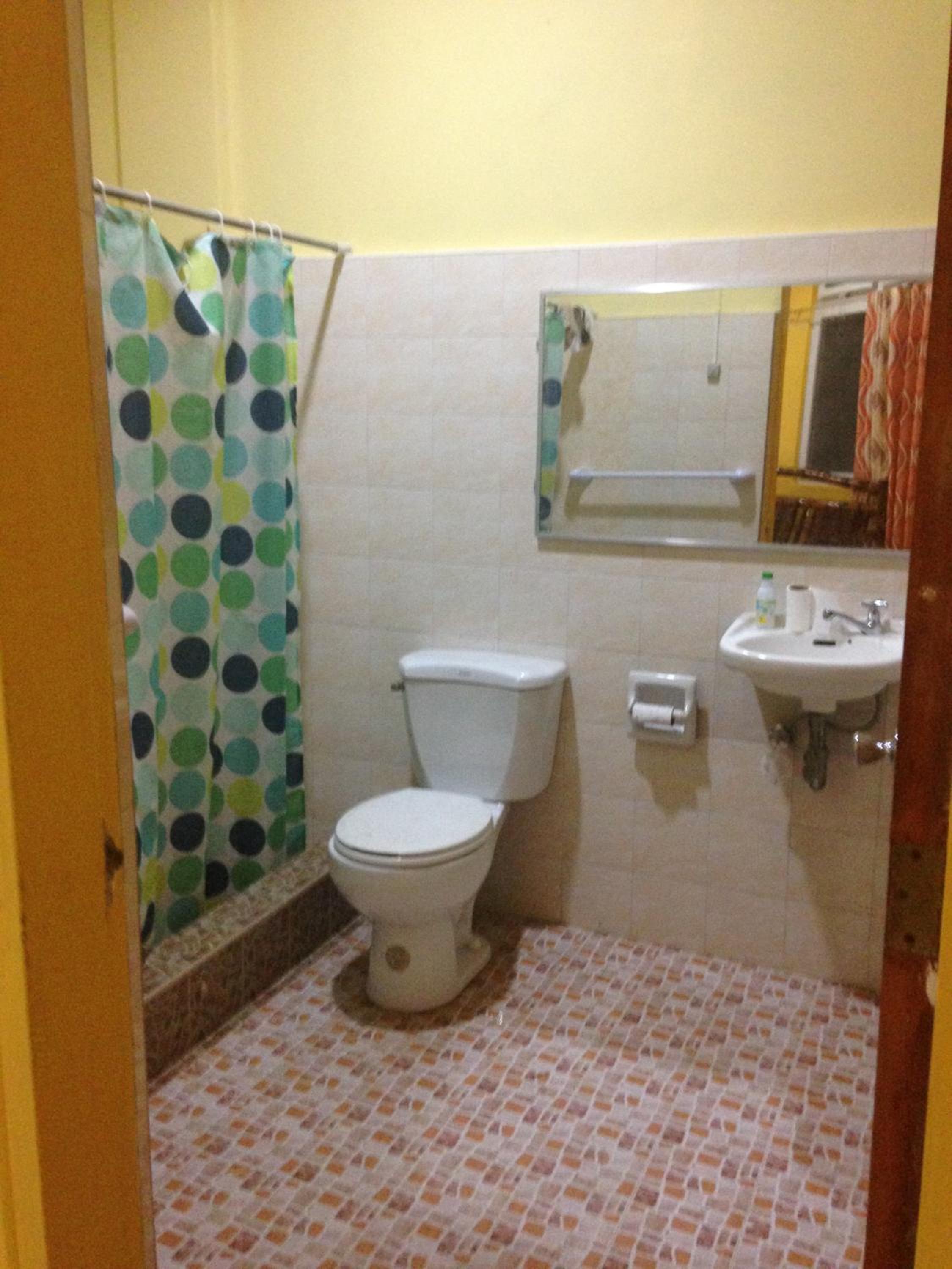 Two-Bedroom Bungalow - Photo 9