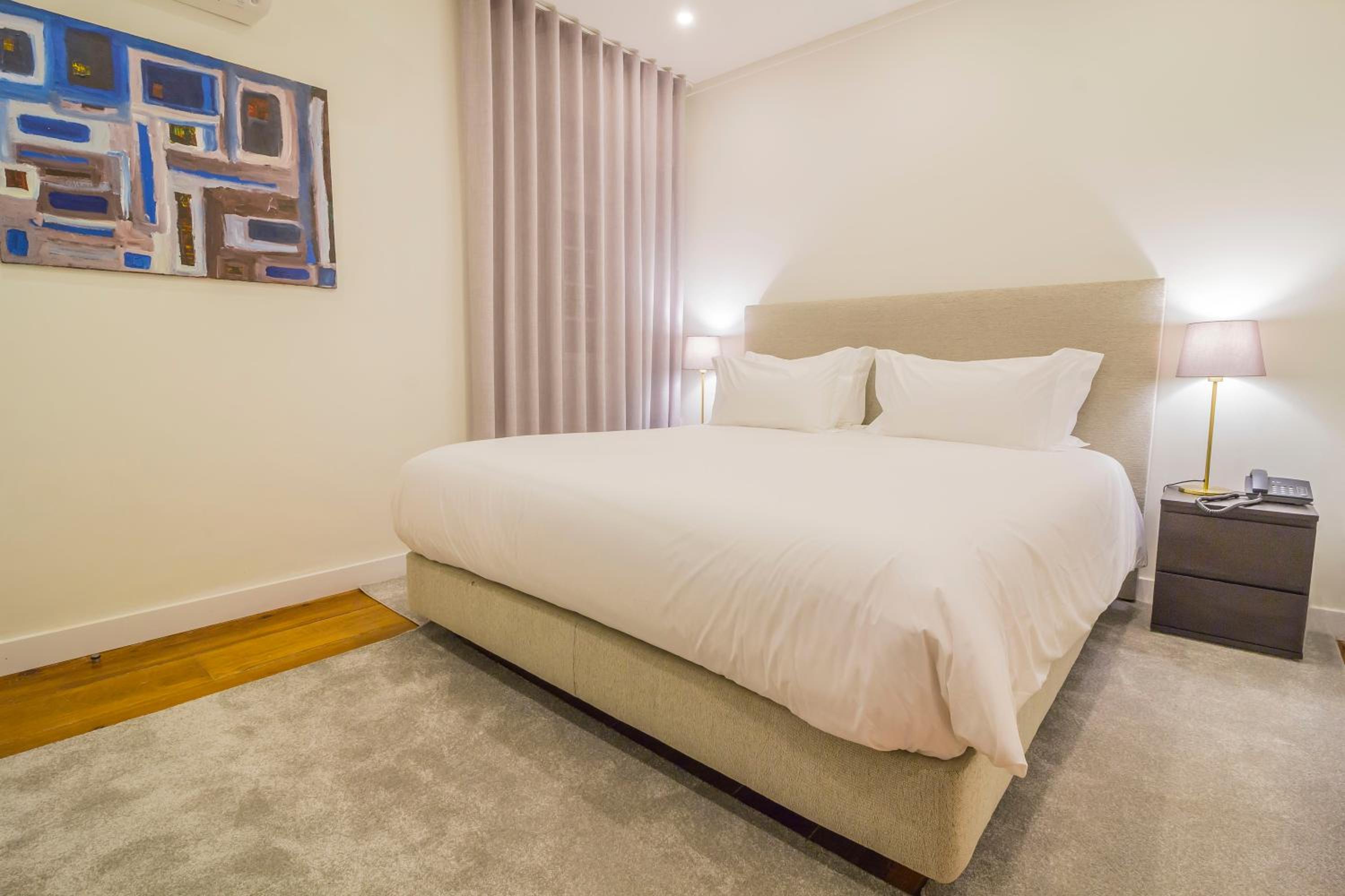 Standard King Room photo 1