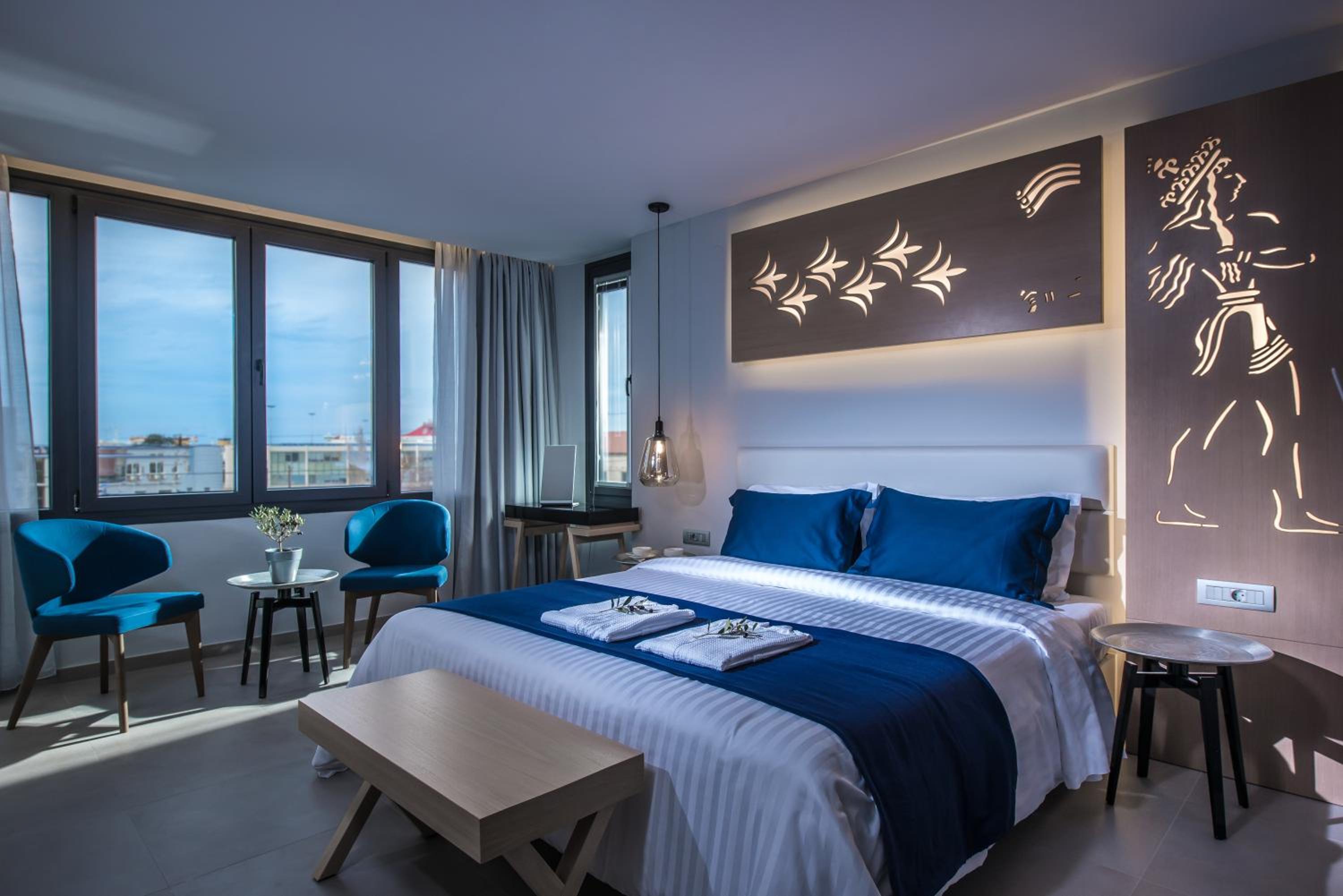 Superior Suite Partly Sea View photo 1