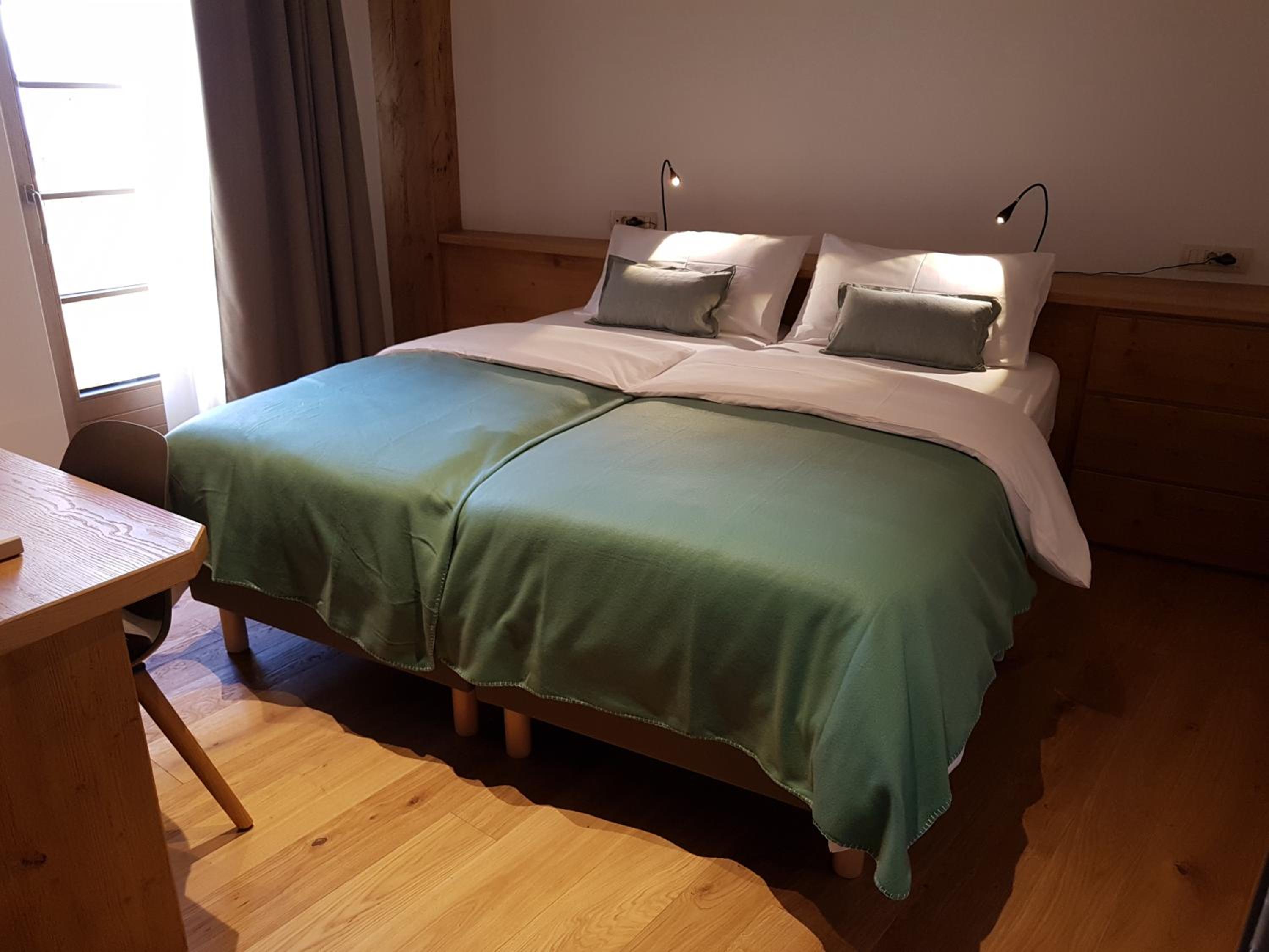 Double or Twin Room with Balcony photo 3