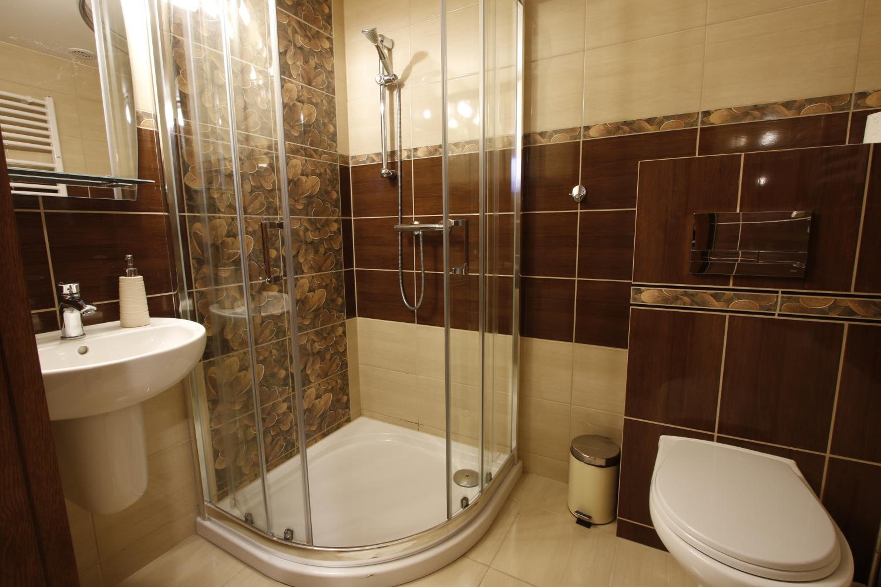 Double Room with Private Bathroom photo 2