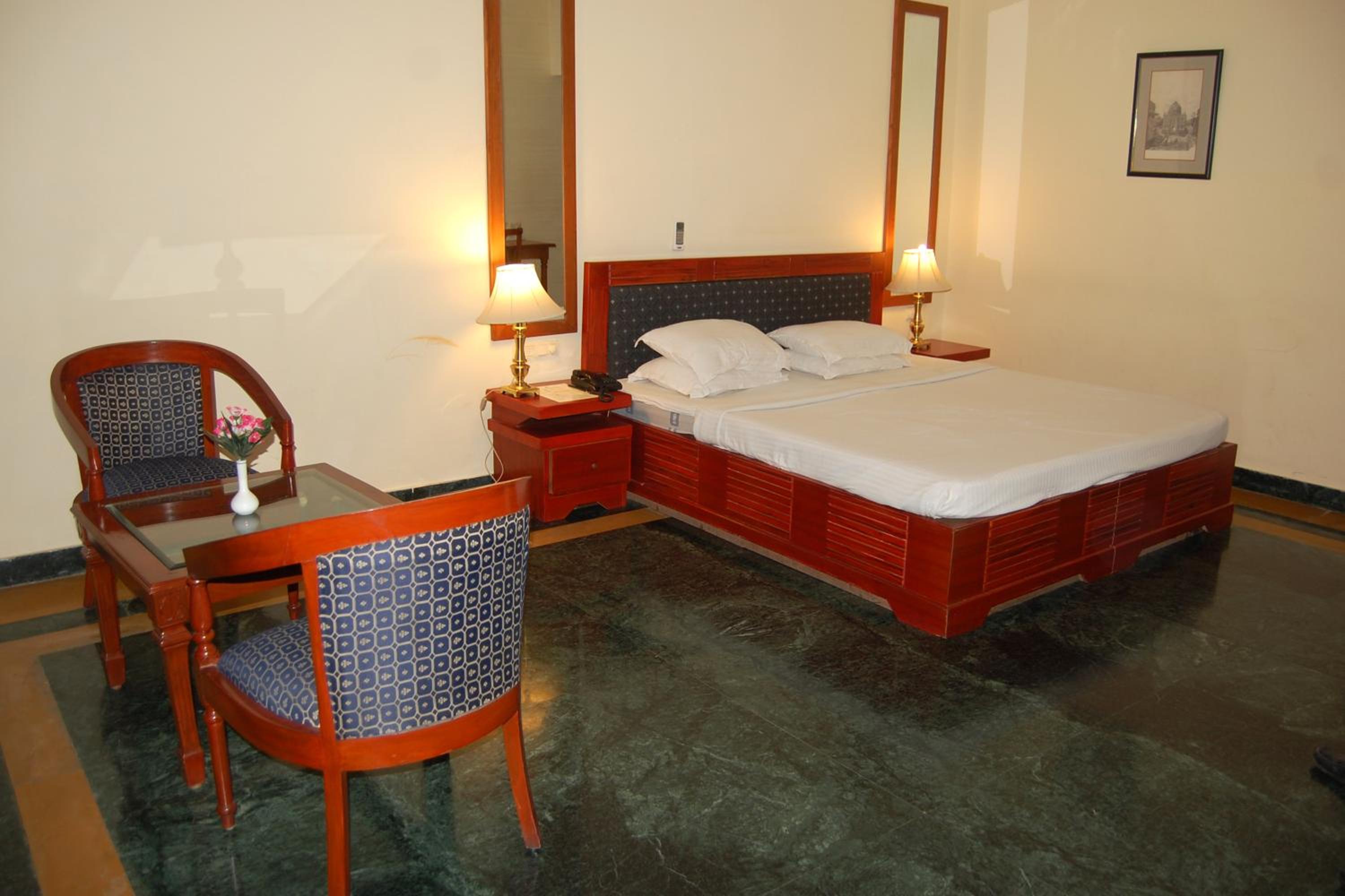 Deluxe Double Room photo 3