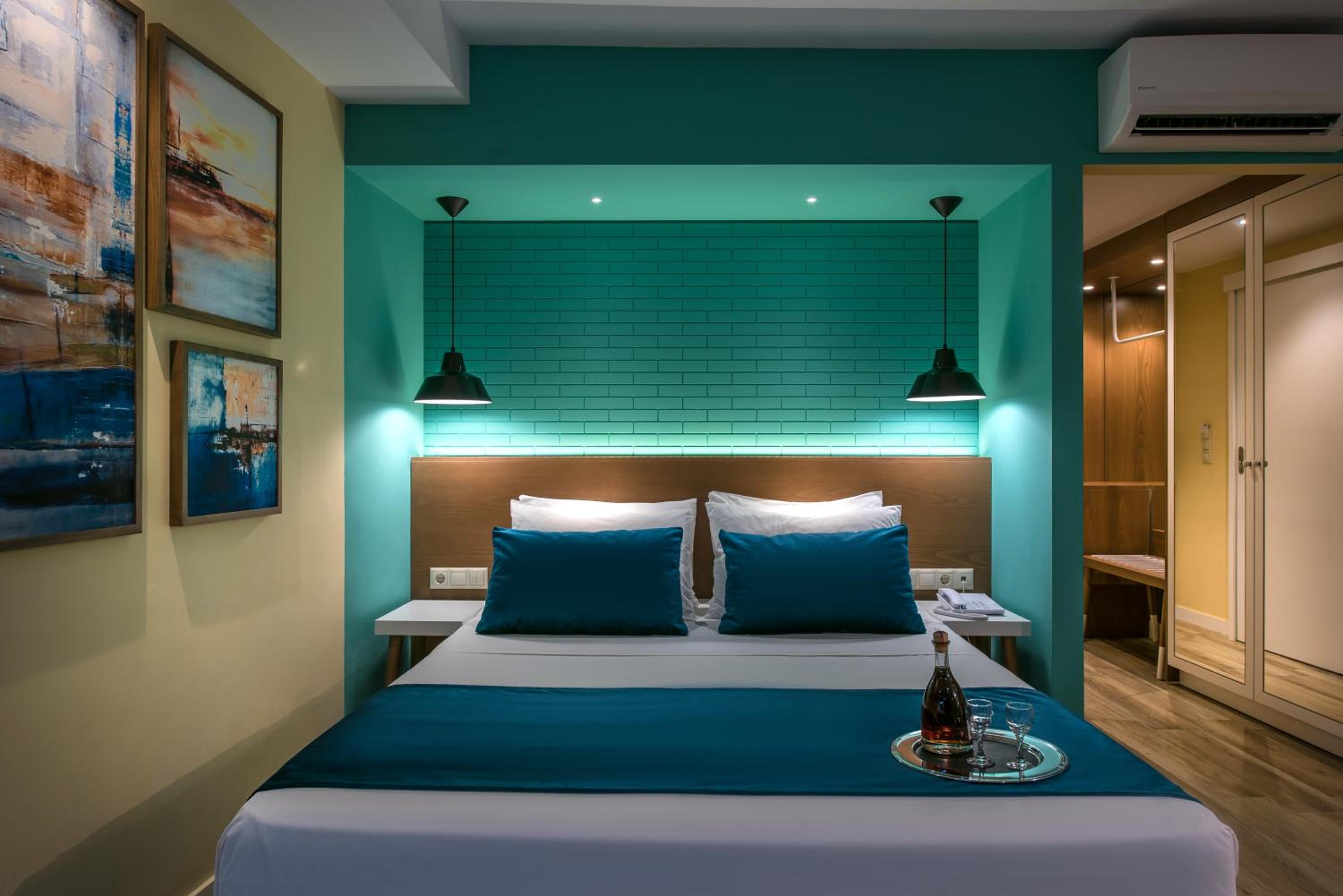 Vintage Room