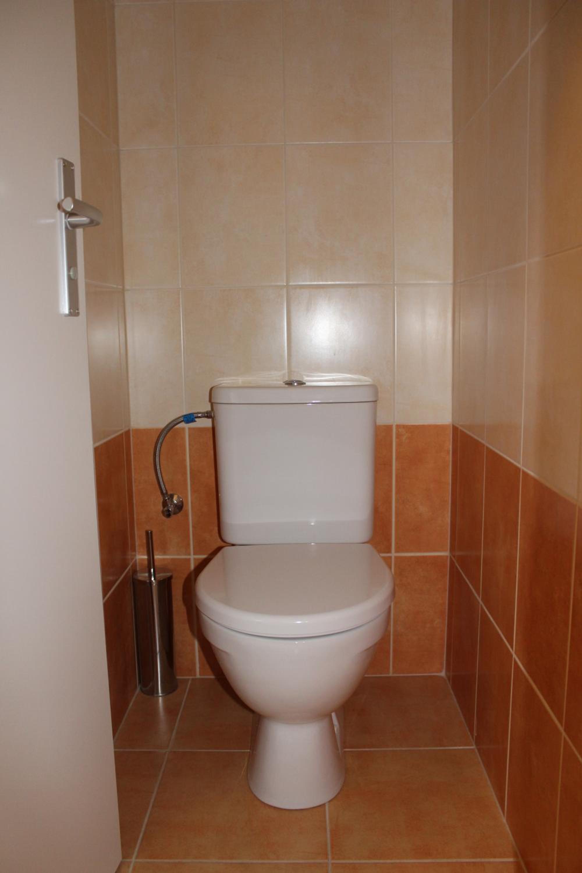 Family Room with Private Bathroom photo 3
