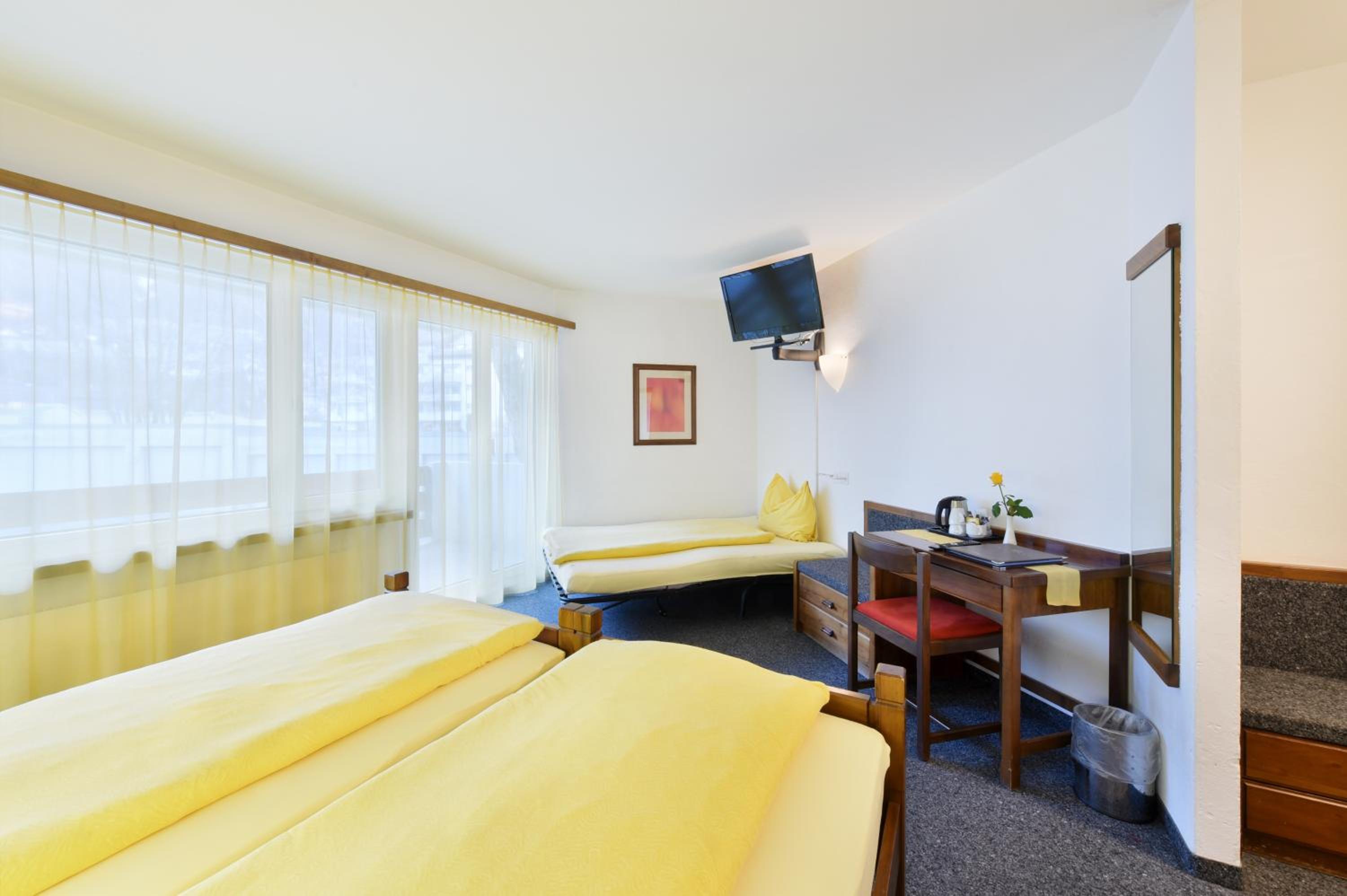 Triple Room - Photo 1