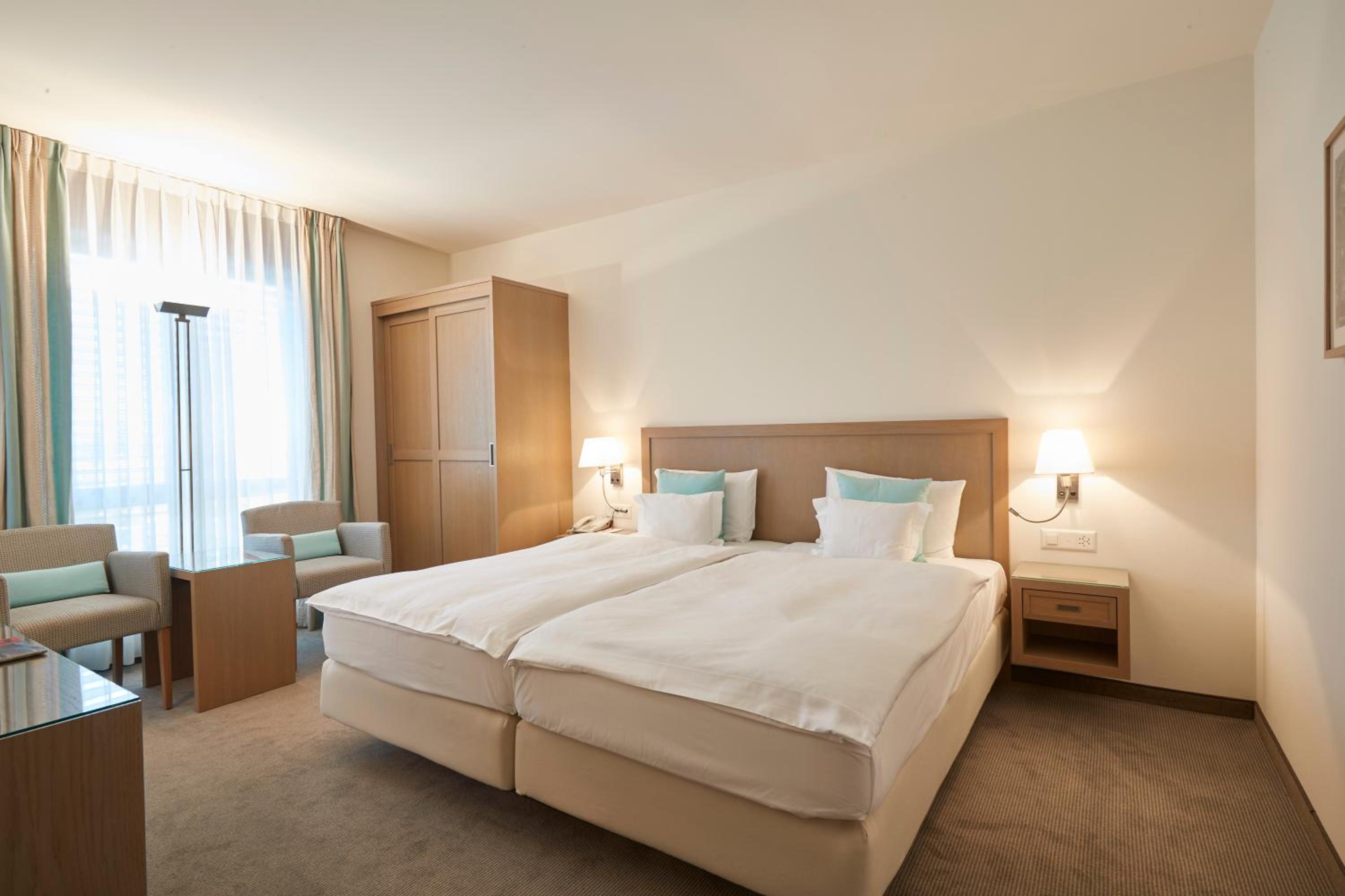 Double Room with Balcony photo 3