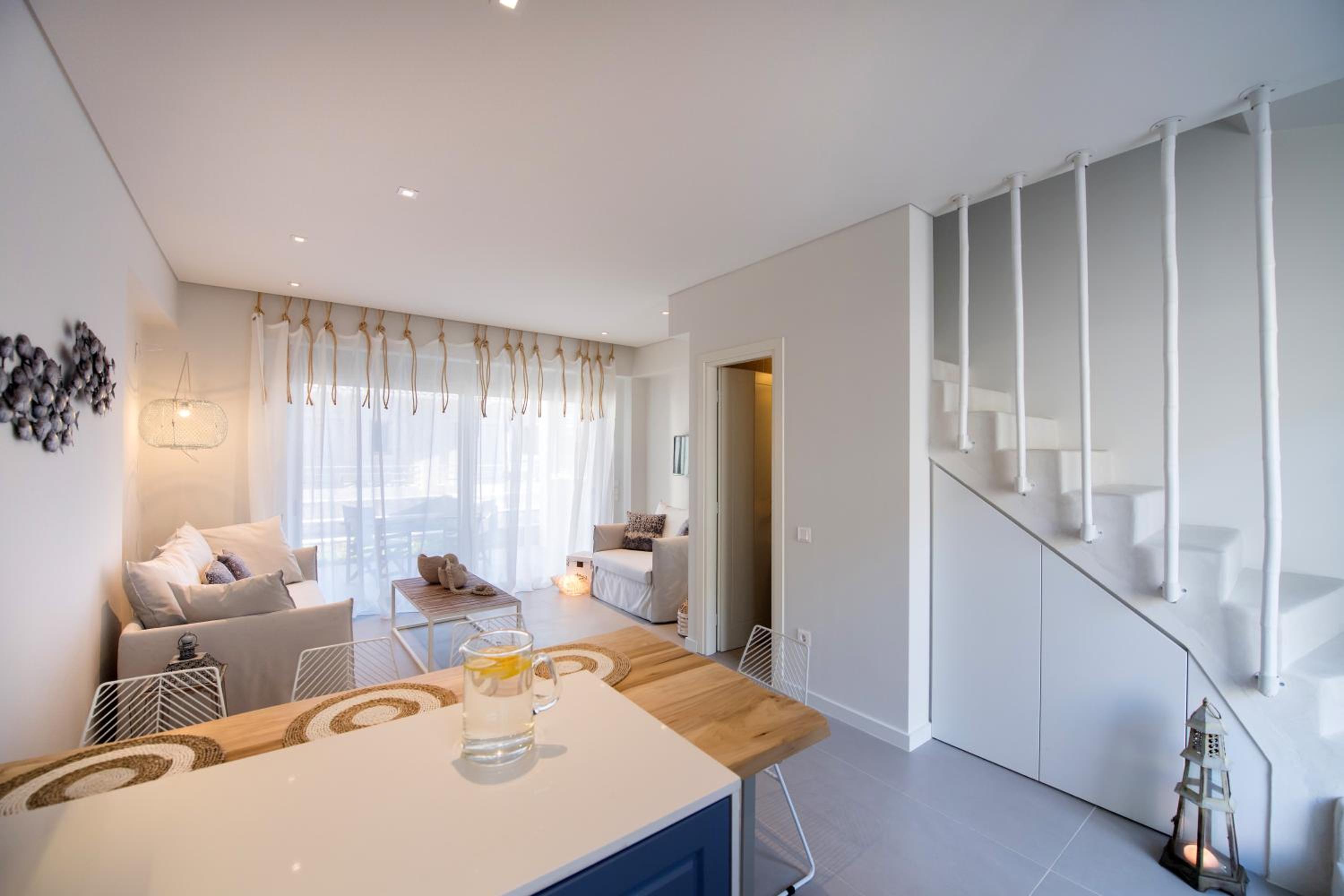 Deluxe suite with private pool and garden view - Photo 3