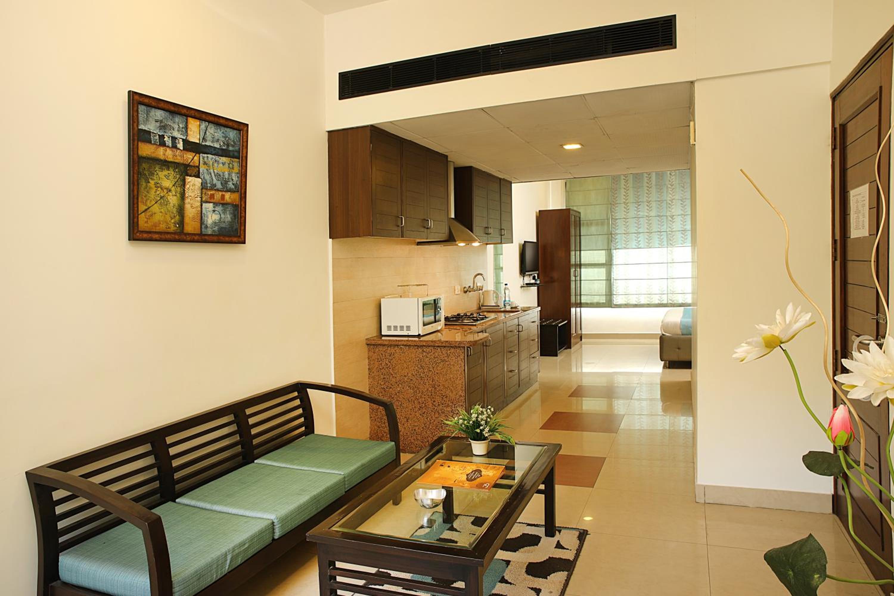 Deluxe Room - Photo 15