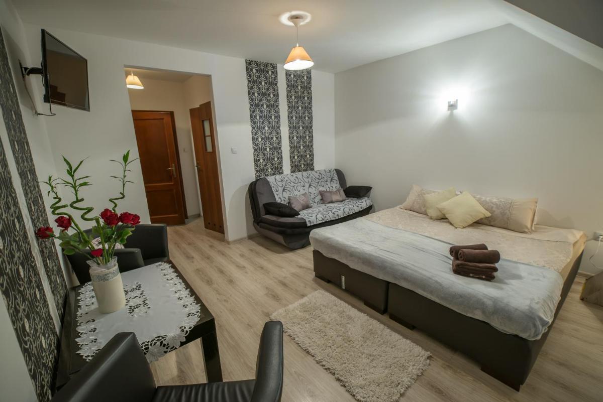 Deluxe Triple Room photo 2