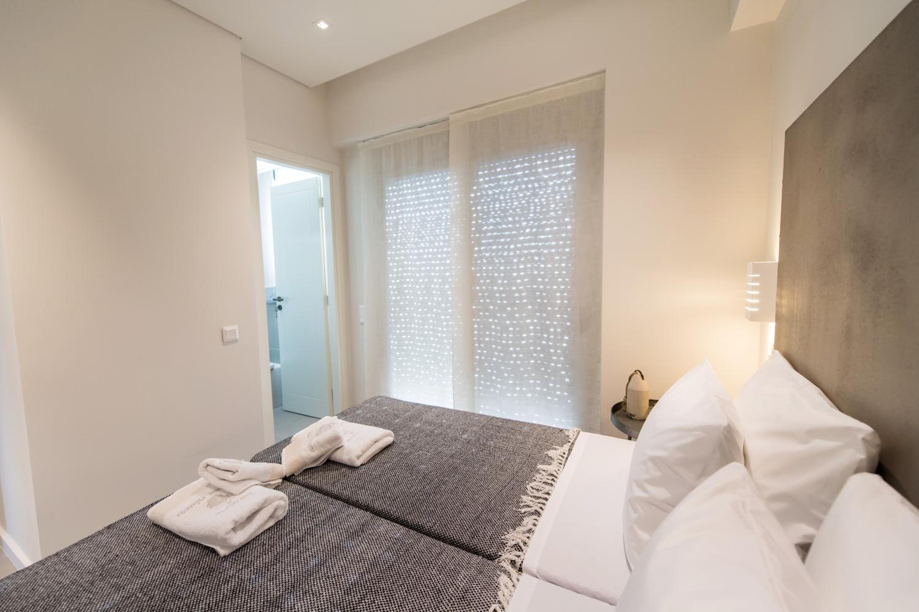 Deluxe suite with private pool and garden view - Photo 18