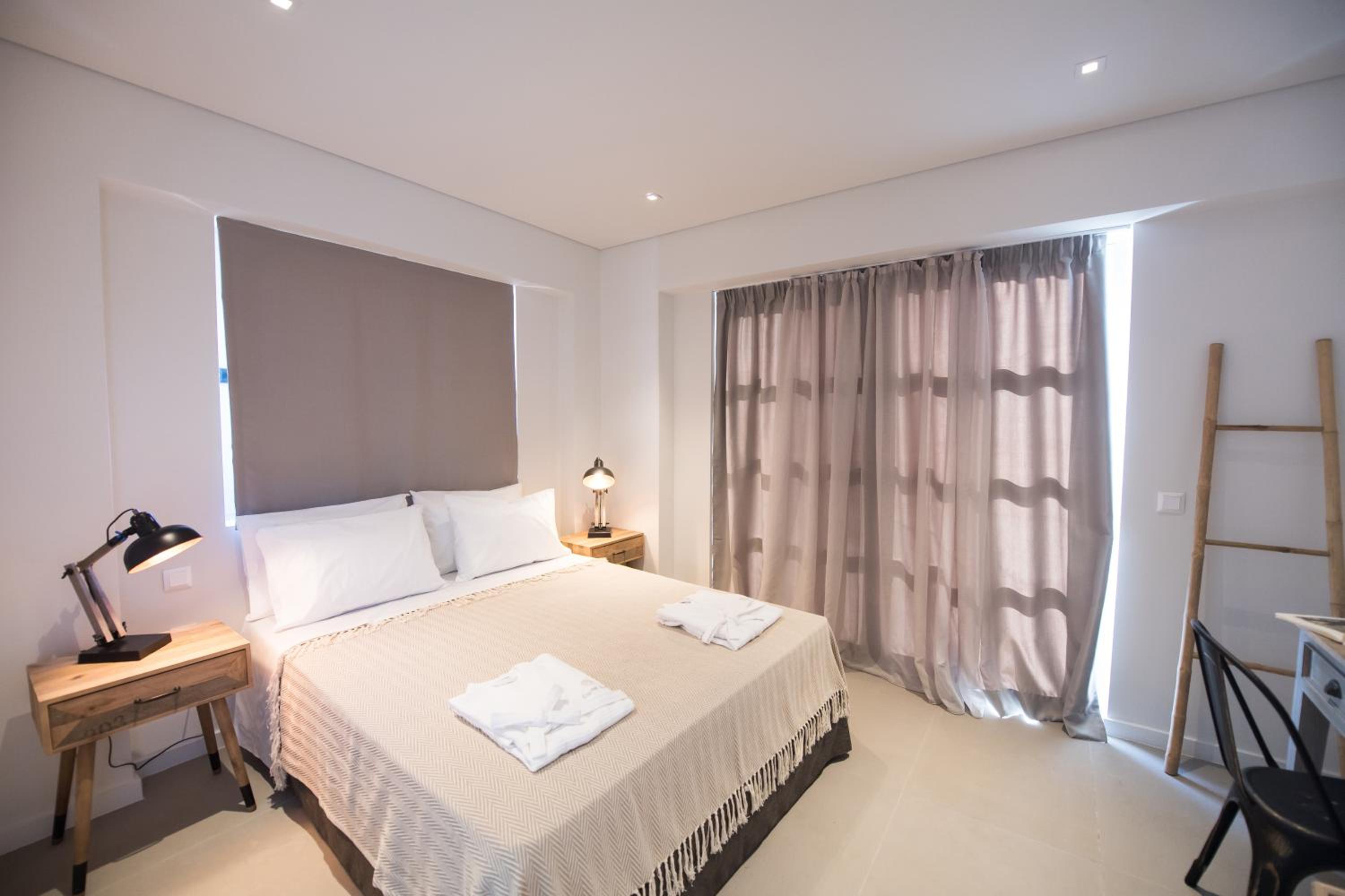 Penthouse Suite with Sea View - Photo 11