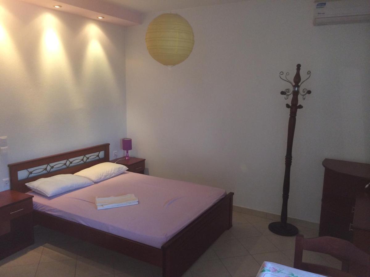 Apartment with Garden View - Photo 3