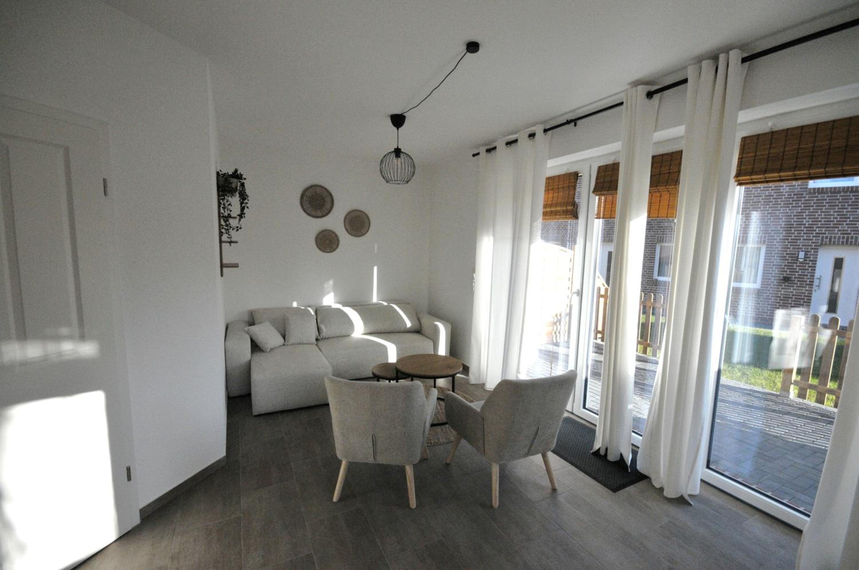 Two-Bedroom House photo 2