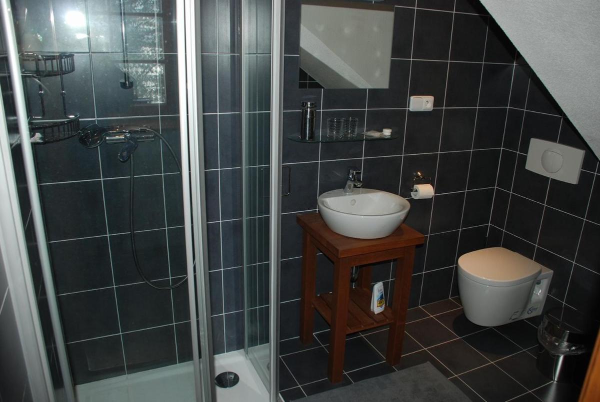 Double Room with Shared Kitchen photo 3