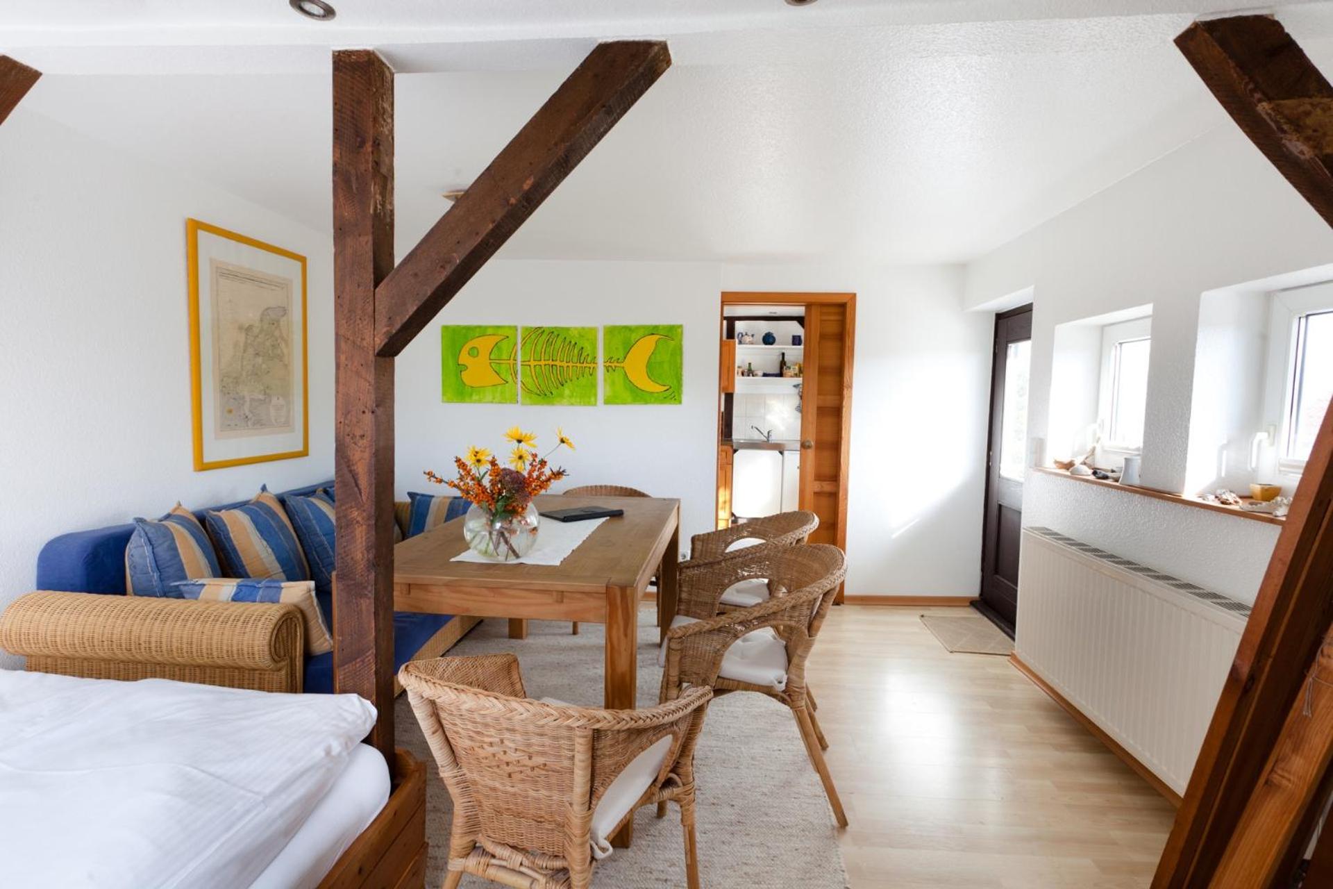 Apartment with Terrace photo 2