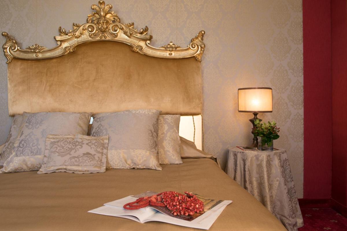 Junior Suite (Non Smoking)