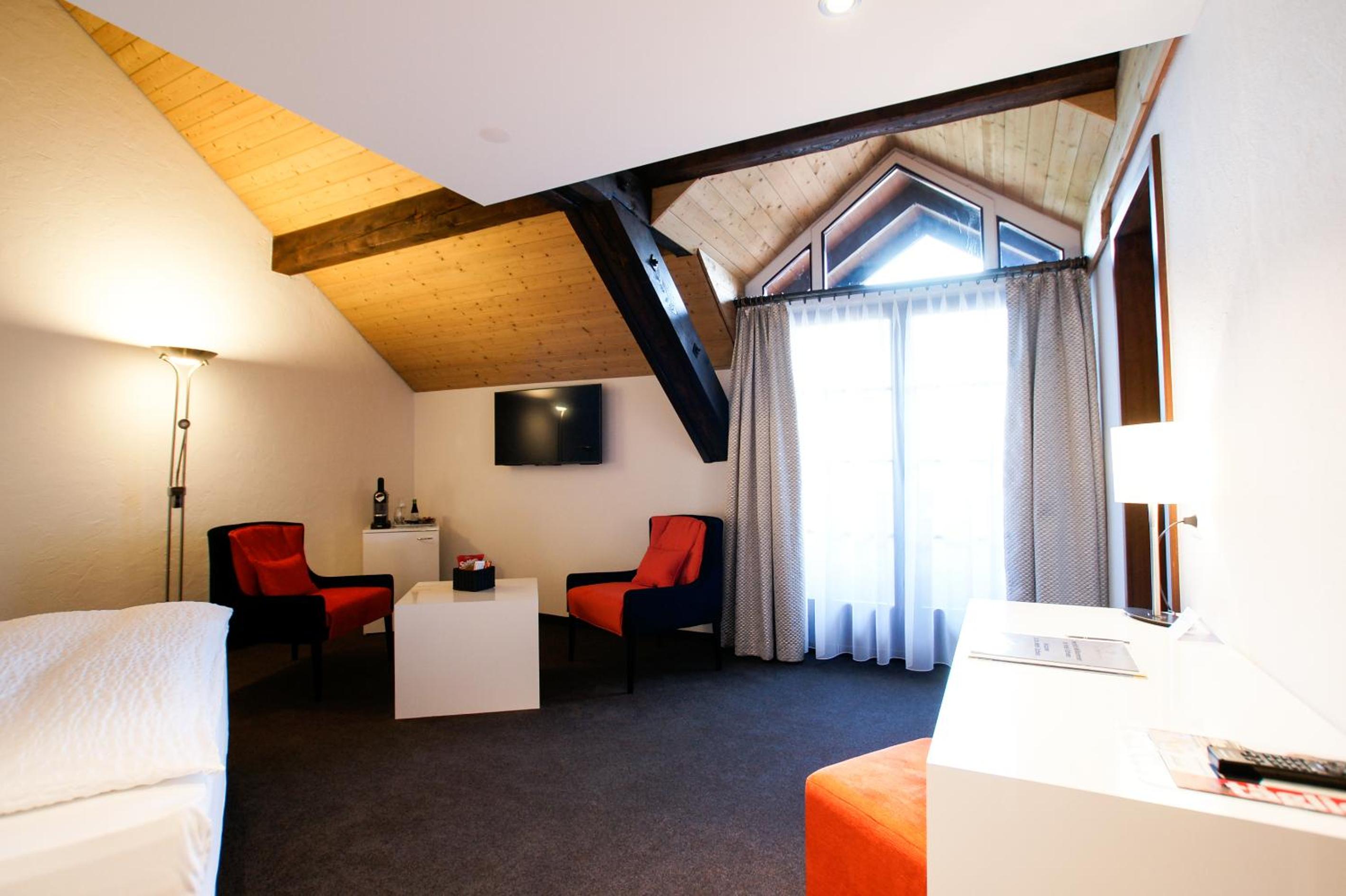 Junior Suite with Garden View - Photo 6